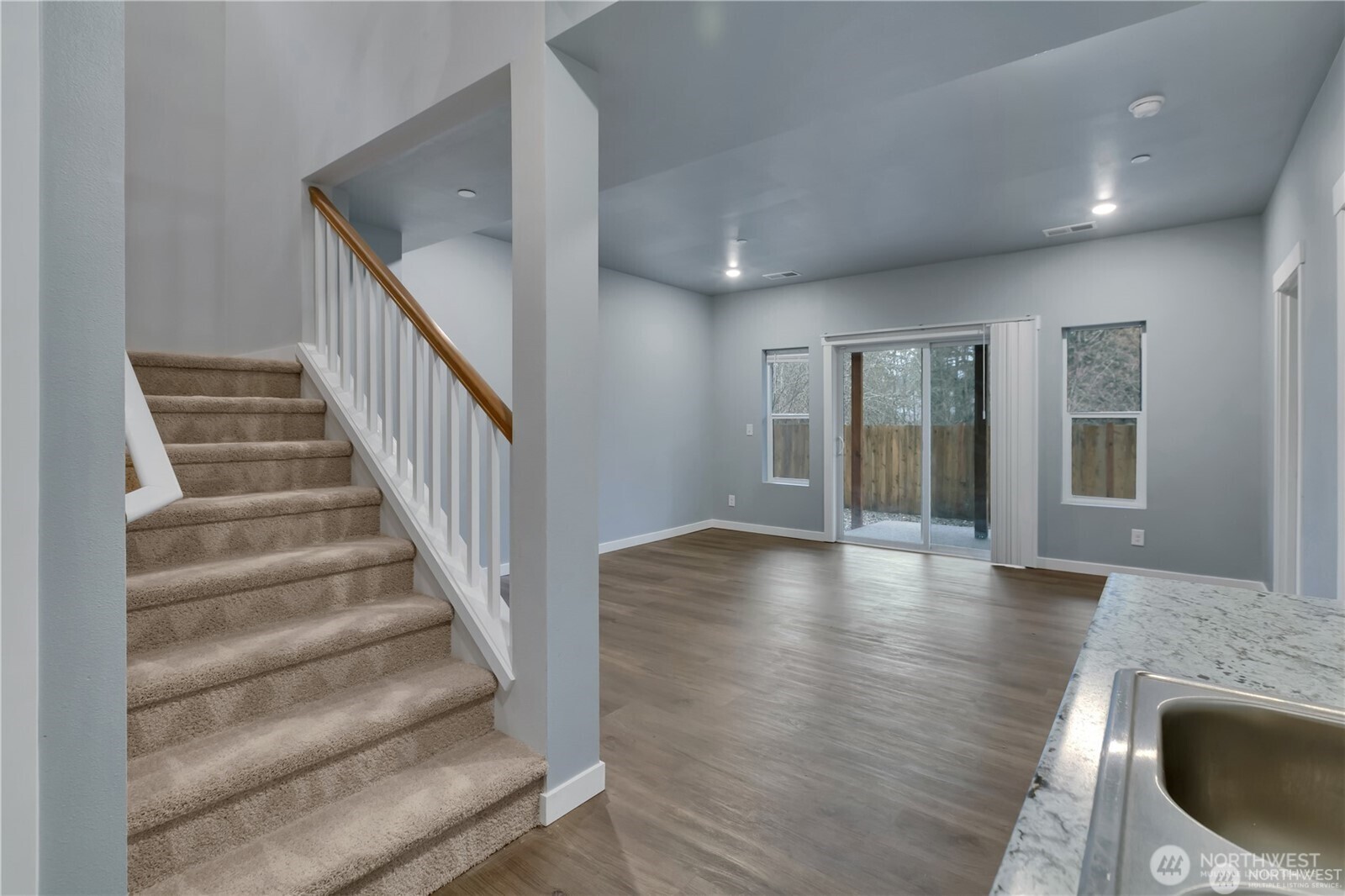 7813 E 208th Avenue , Bonney Lake, WA 98391