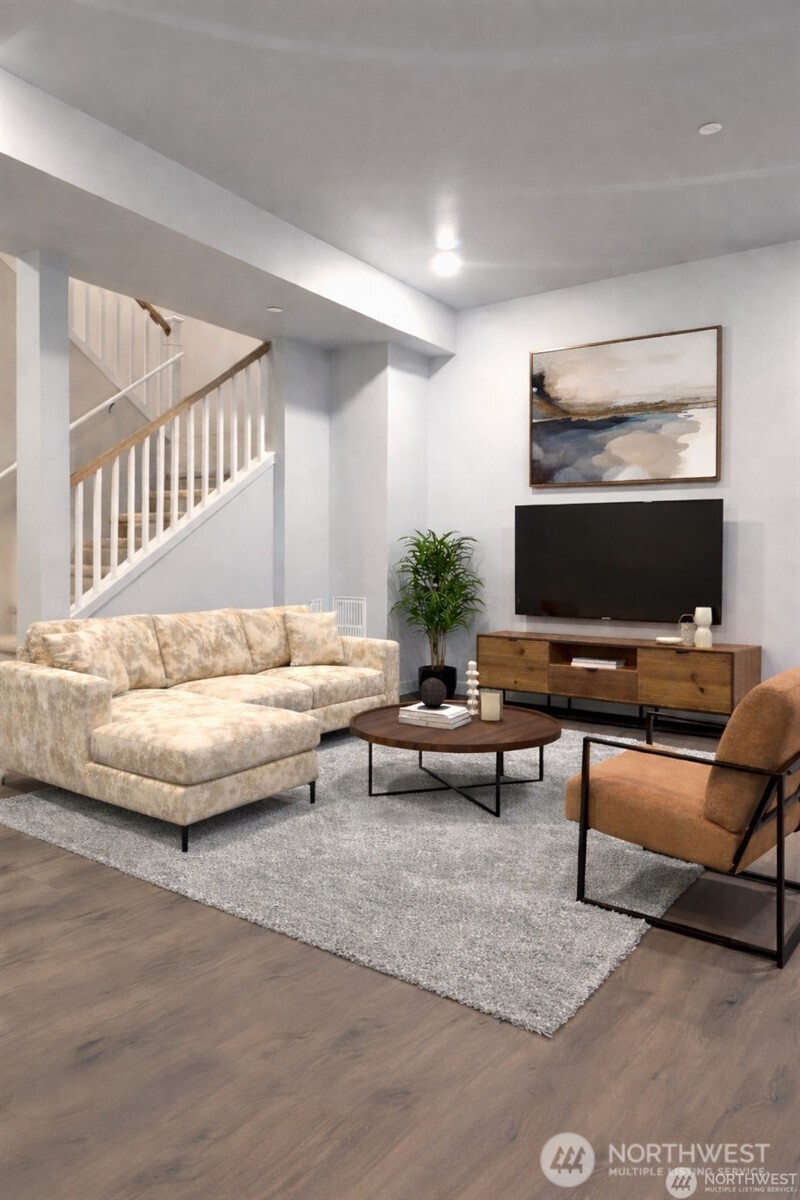 7813 E 208th Avenue , Bonney Lake, WA 98391