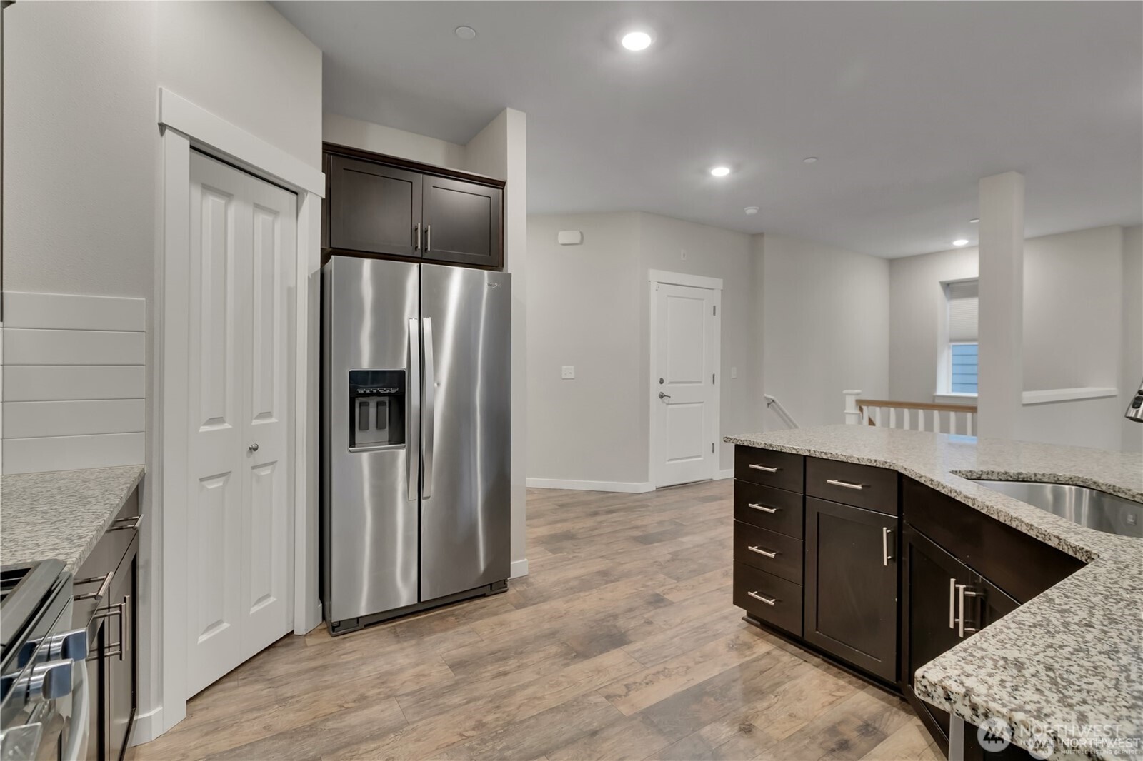 7813 E 208th Avenue , Bonney Lake, WA 98391
