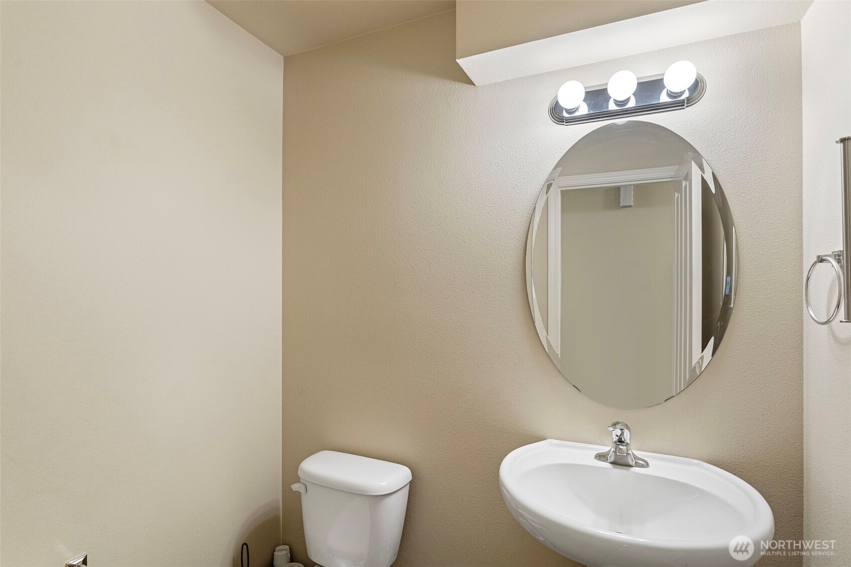 2315 SE Kelby Circle , Port Orchard, WA 98366-5556