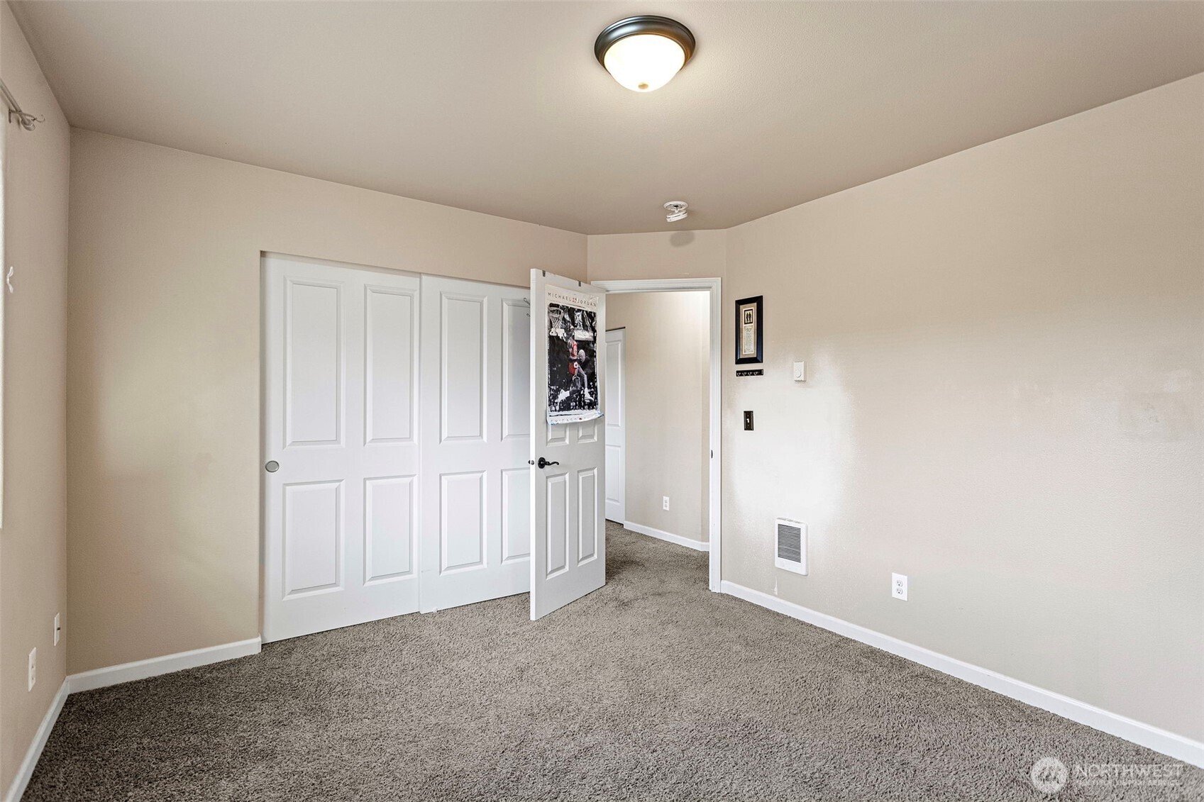 2315 SE Kelby Circle , Port Orchard, WA 98366-5556