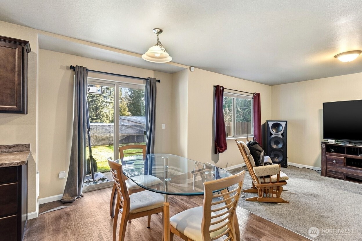 2315 SE Kelby Circle , Port Orchard, WA 98366-5556
