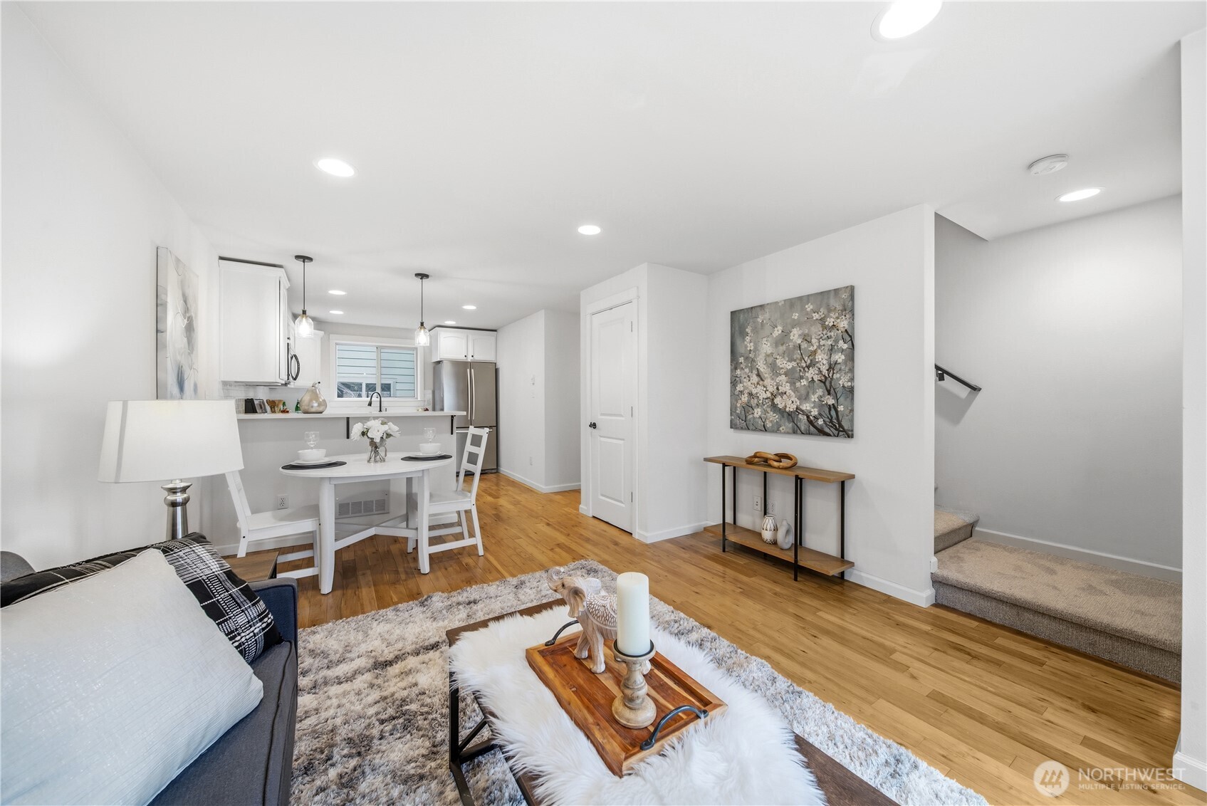 1122 N 92nd Street #B, Seattle, WA 98103