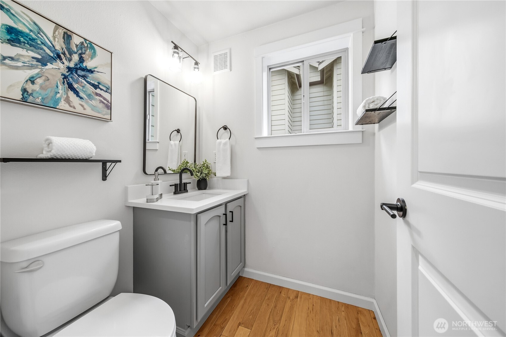 1122 N 92nd Street #B, Seattle, WA 98103