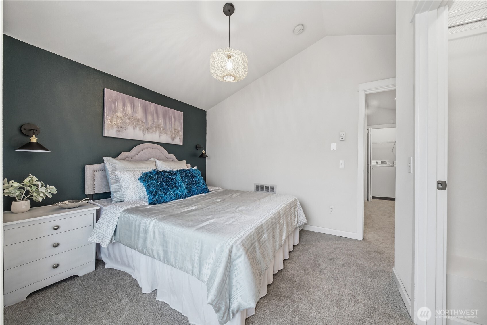 1122 N 92nd Street #B, Seattle, WA 98103