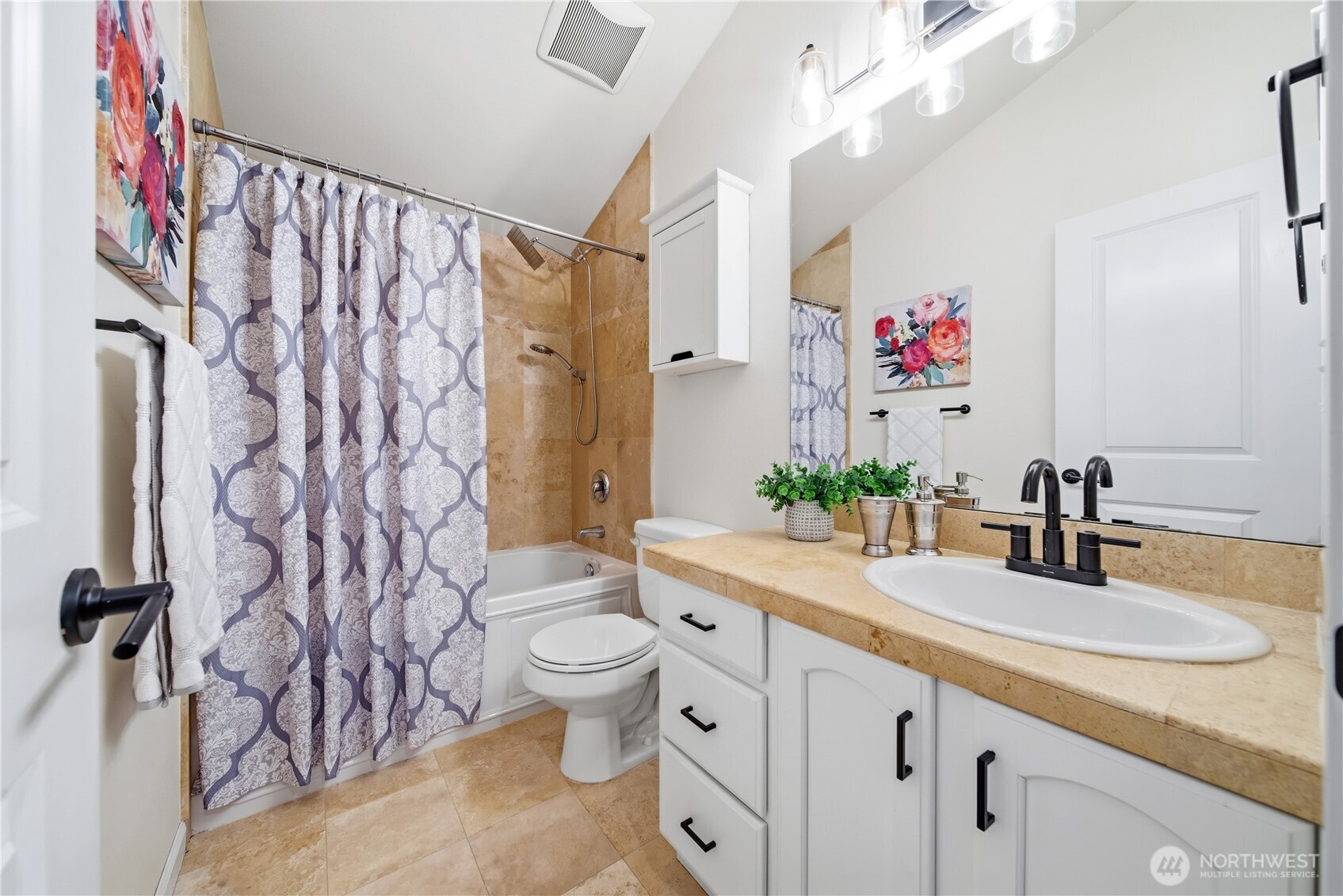 1122 N 92nd Street #B, Seattle, WA 98103