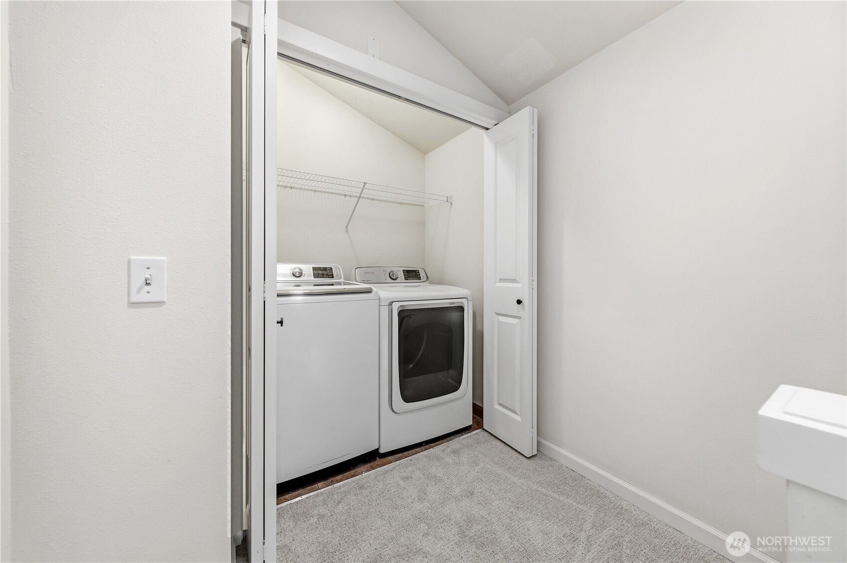 1122 N 92nd Street #B, Seattle, WA 98103