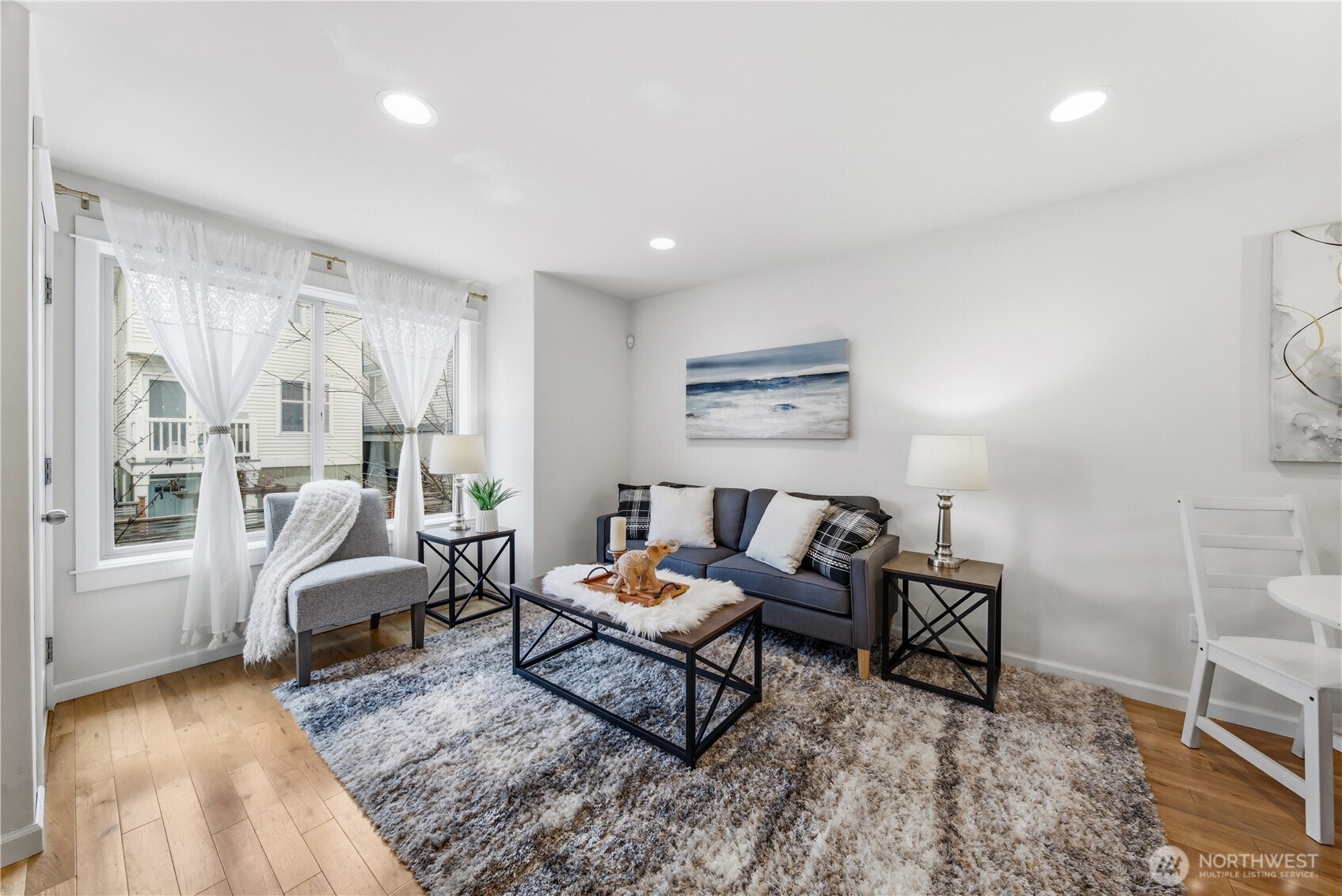 1122 N 92nd Street #B, Seattle, WA 98103
