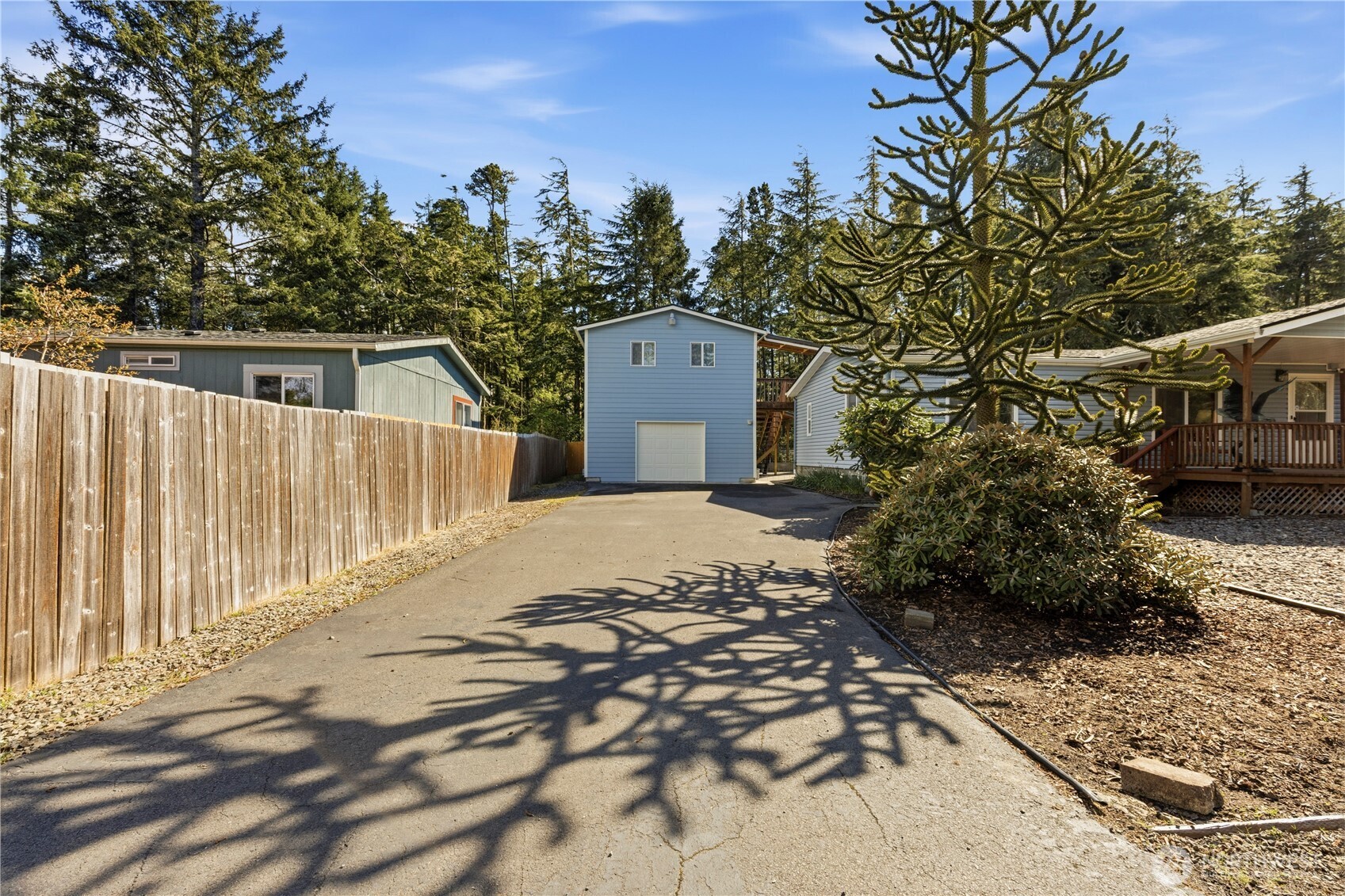 1902 229th Place , Ocean Park, WA 98640-3422
