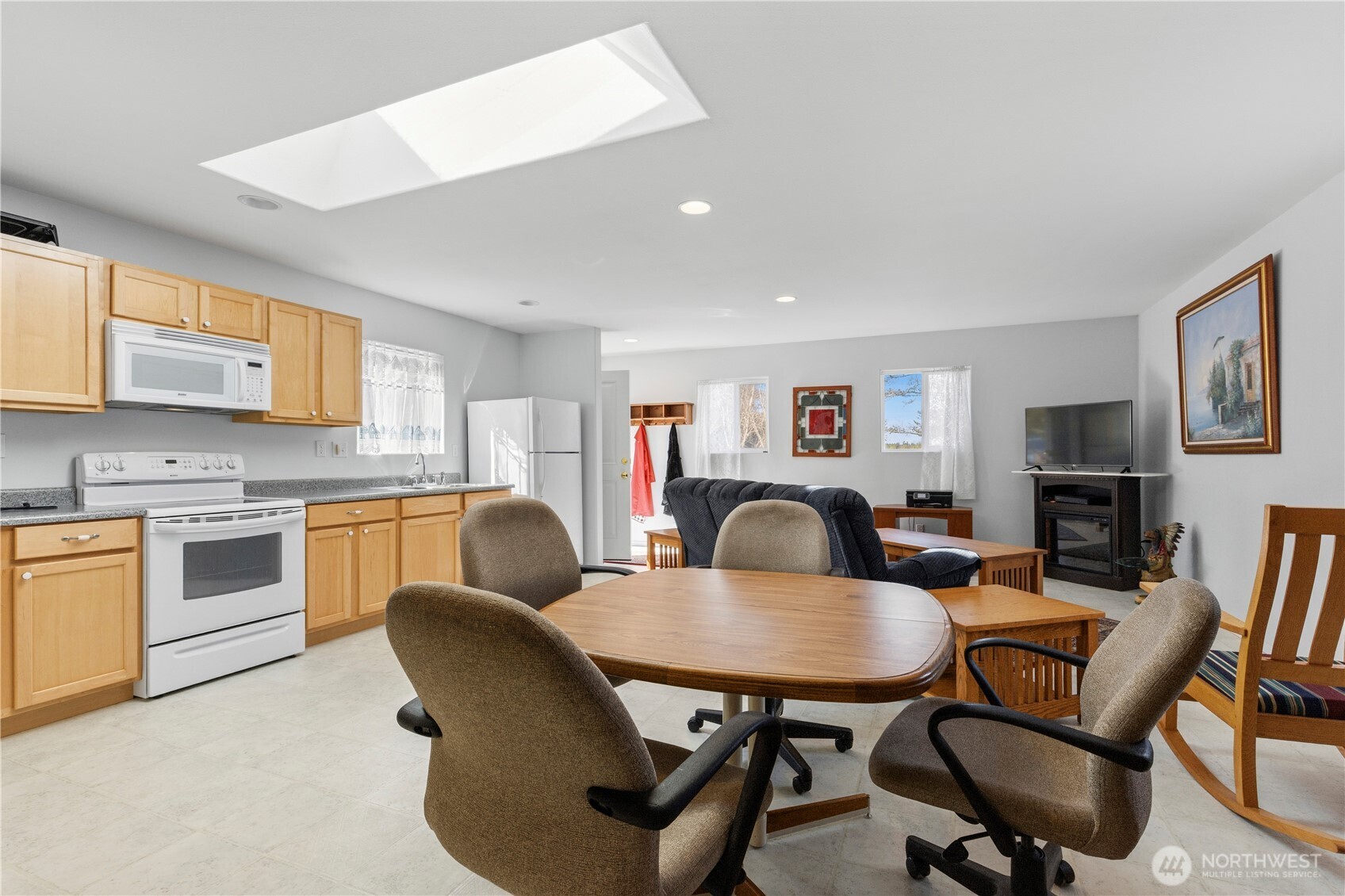 1902 229th Place , Ocean Park, WA 98640-3422