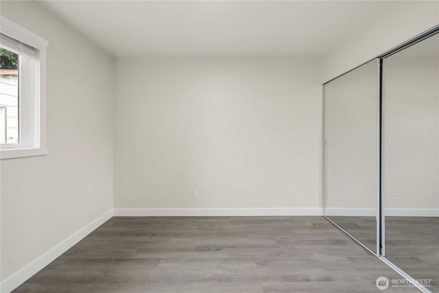 5221 S I , Tacoma, WA 98408