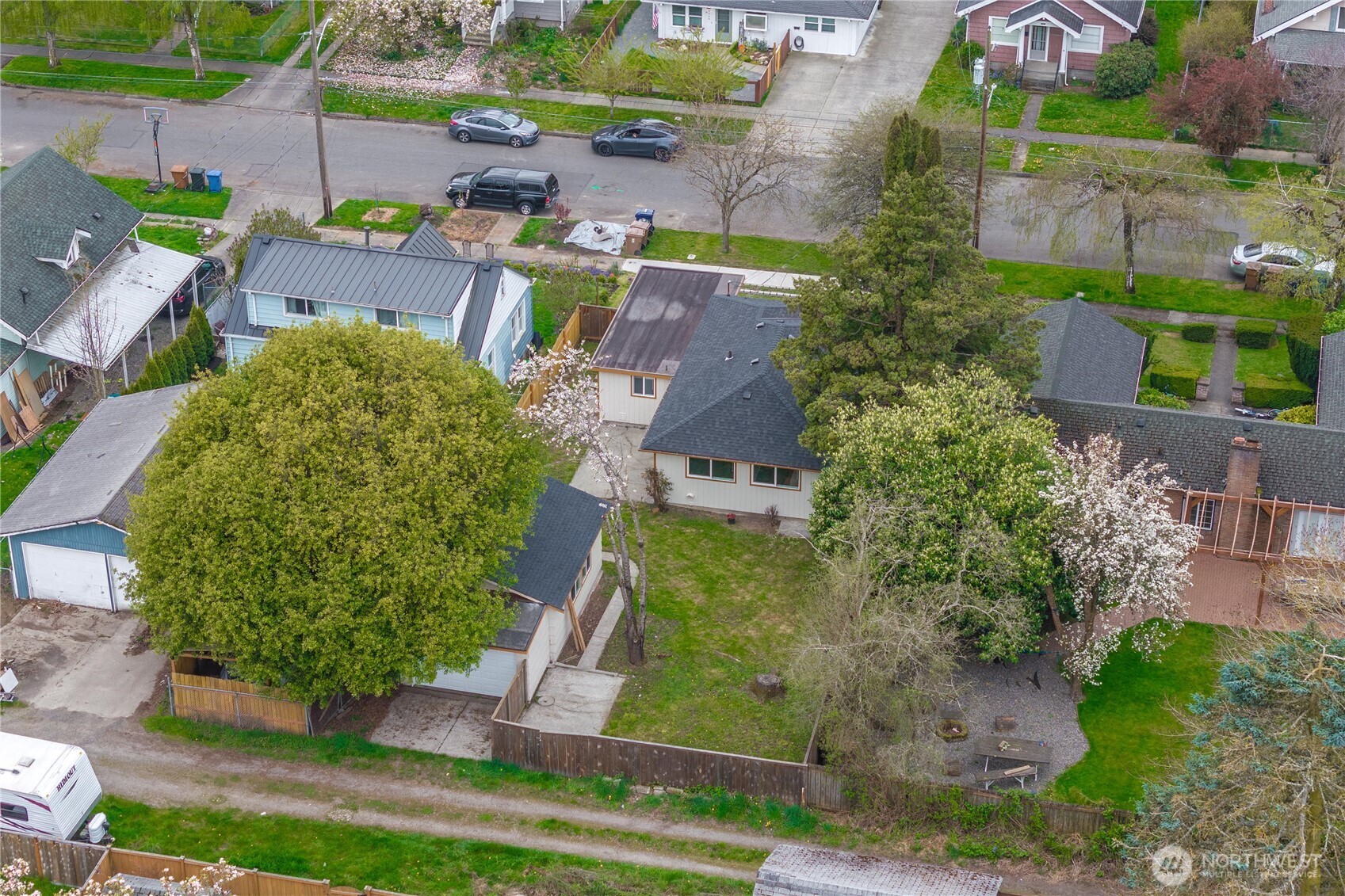 5221 S I , Tacoma, WA 98408