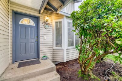 10205 61st Avenue NE, Marysville, WA 98270 - Photo 2