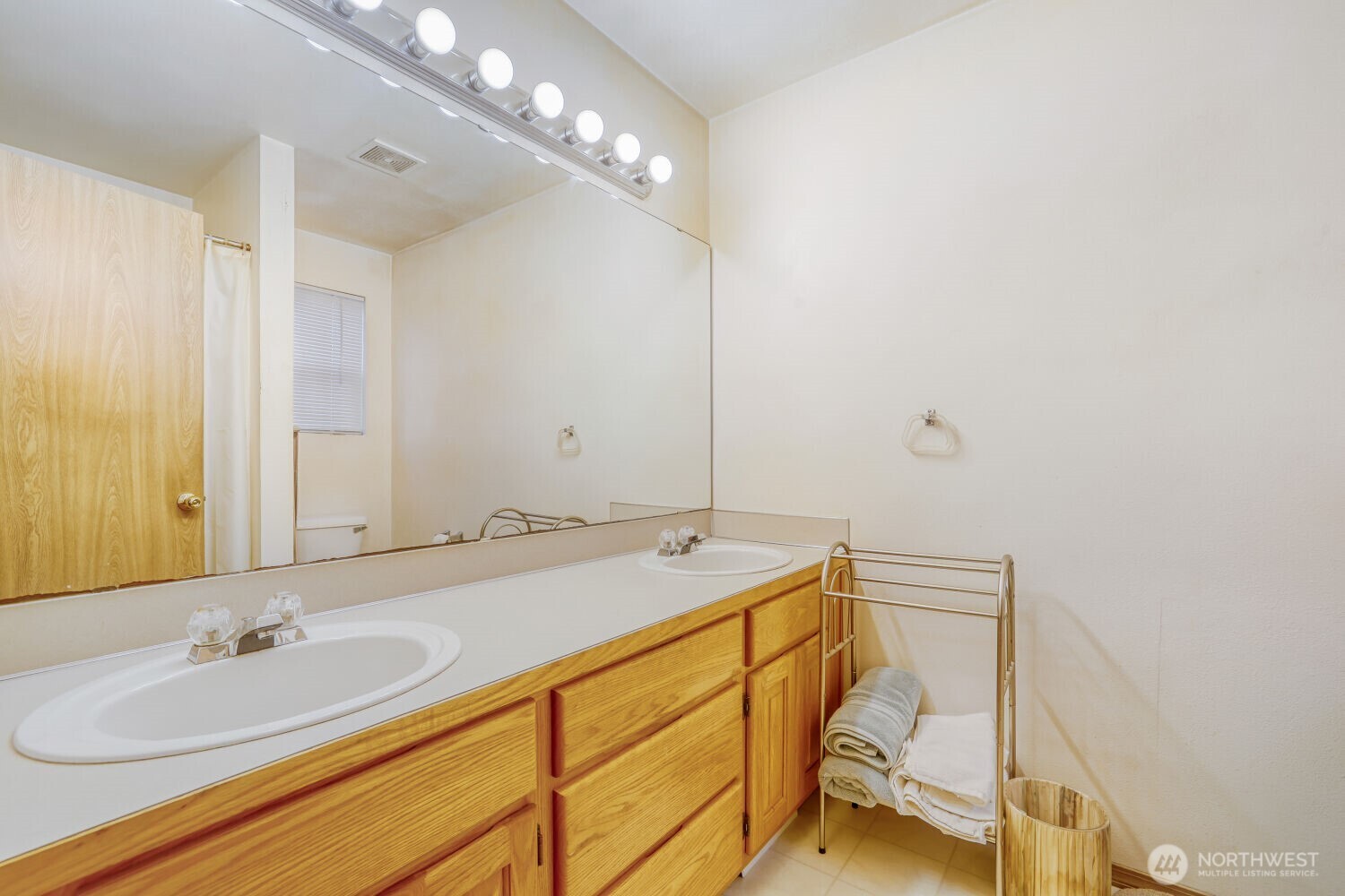 10205 61st Avenue NE, Marysville, WA 98270