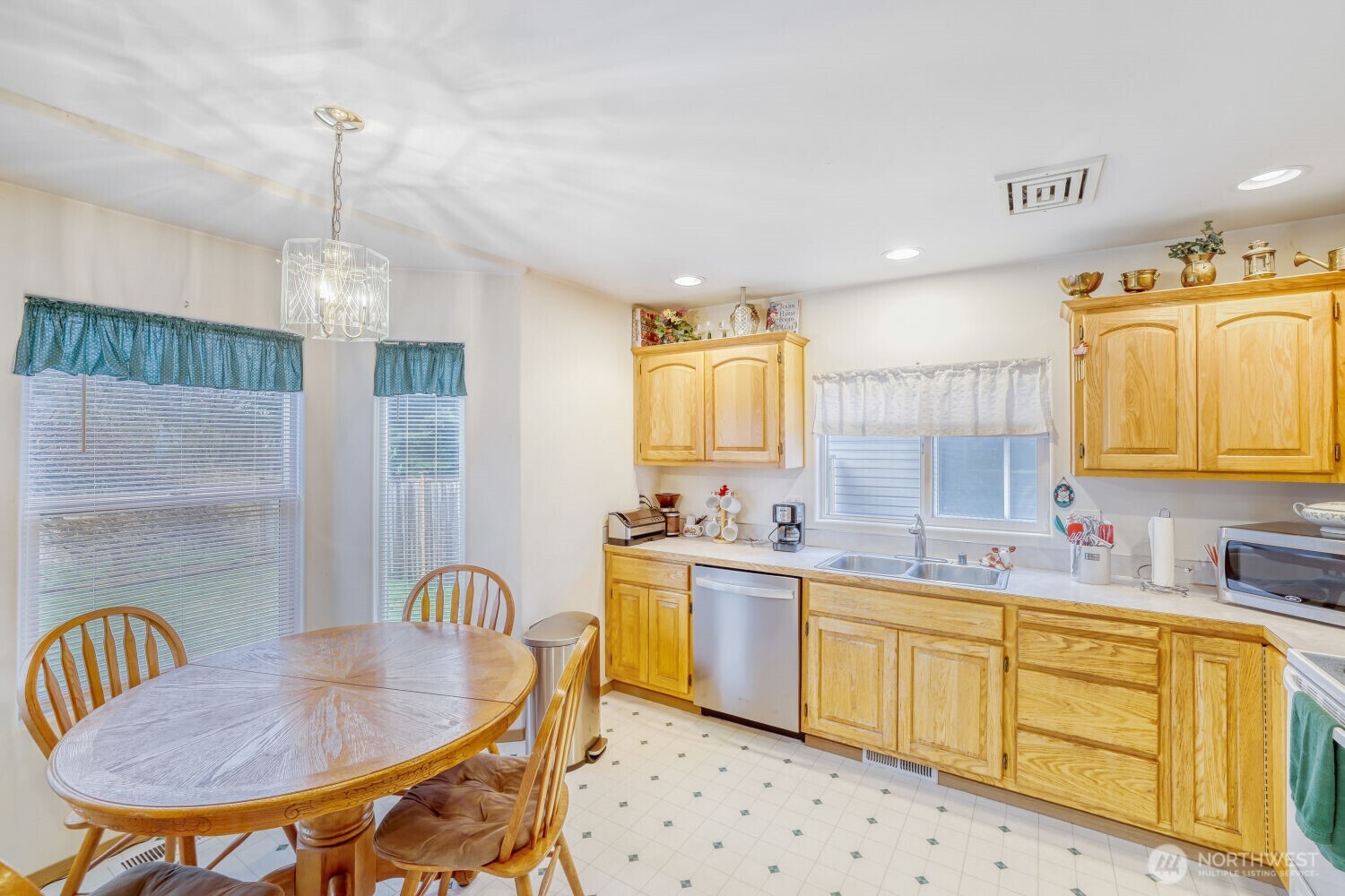 10205 61st Avenue NE, Marysville, WA 98270