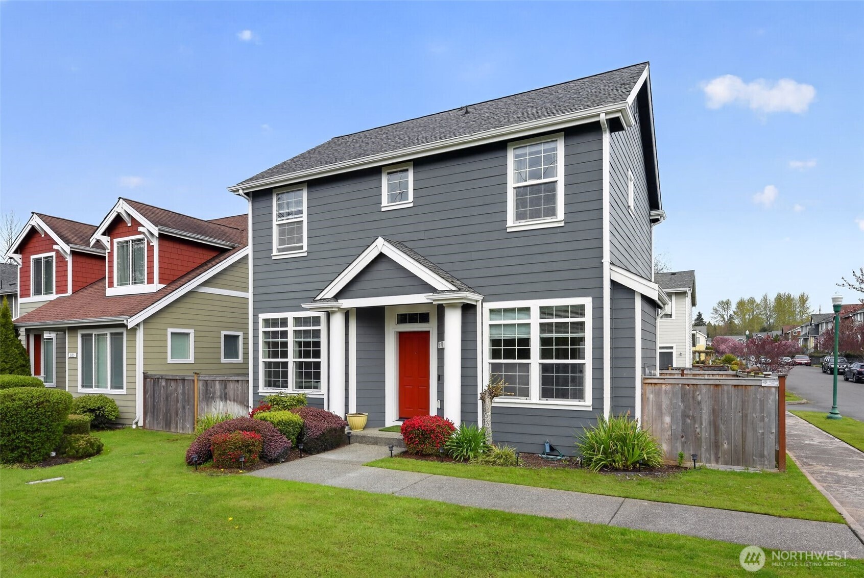 301 Wild Rose Street , Tacoma, WA 98466