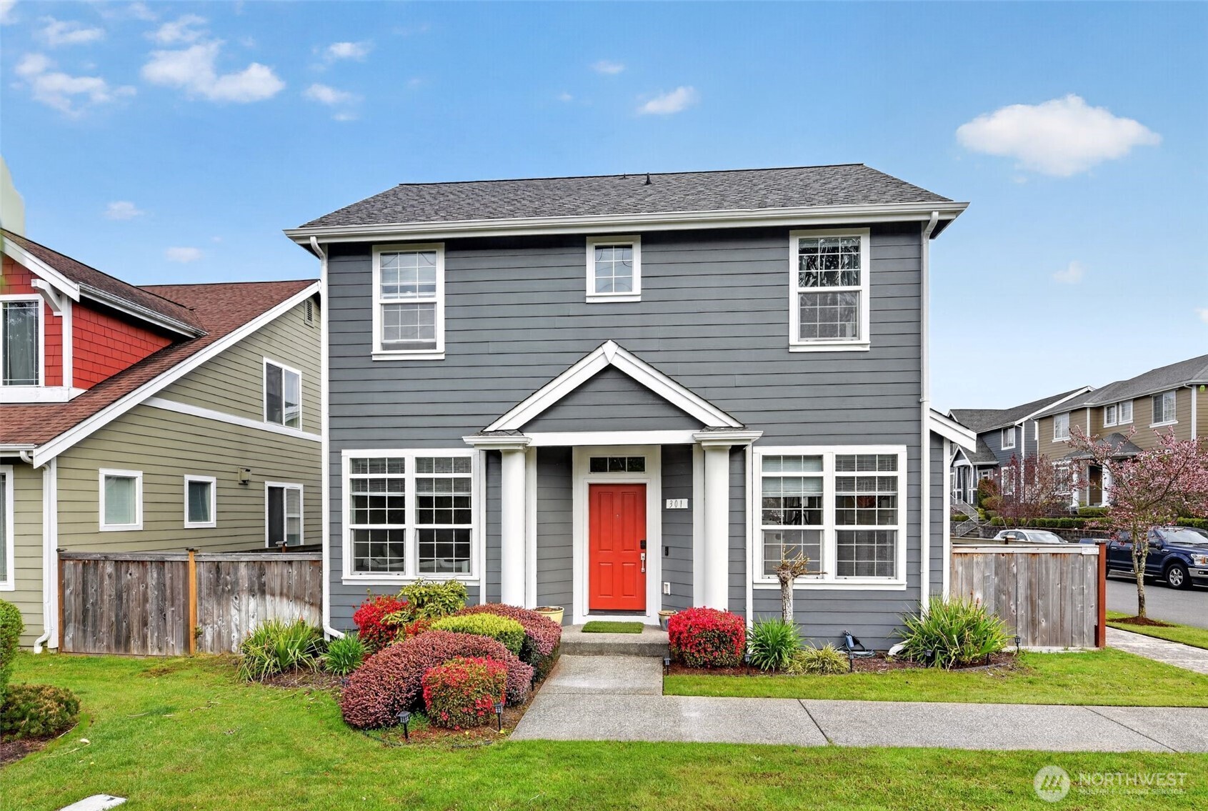 301 Wild Rose Street , Tacoma, WA 98466