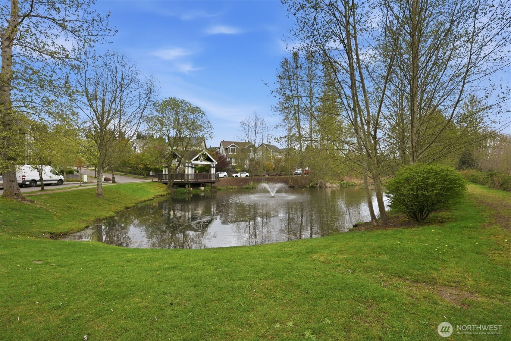 301 Wild Rose Street , Tacoma, WA 98466