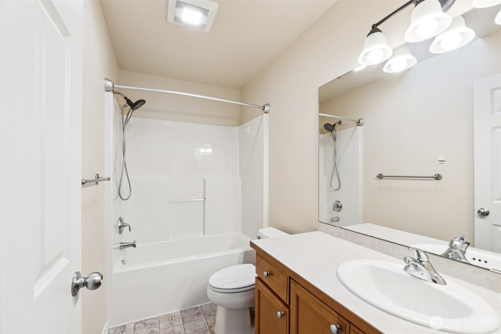28441 33rd Lane S #70, Auburn, WA 98001