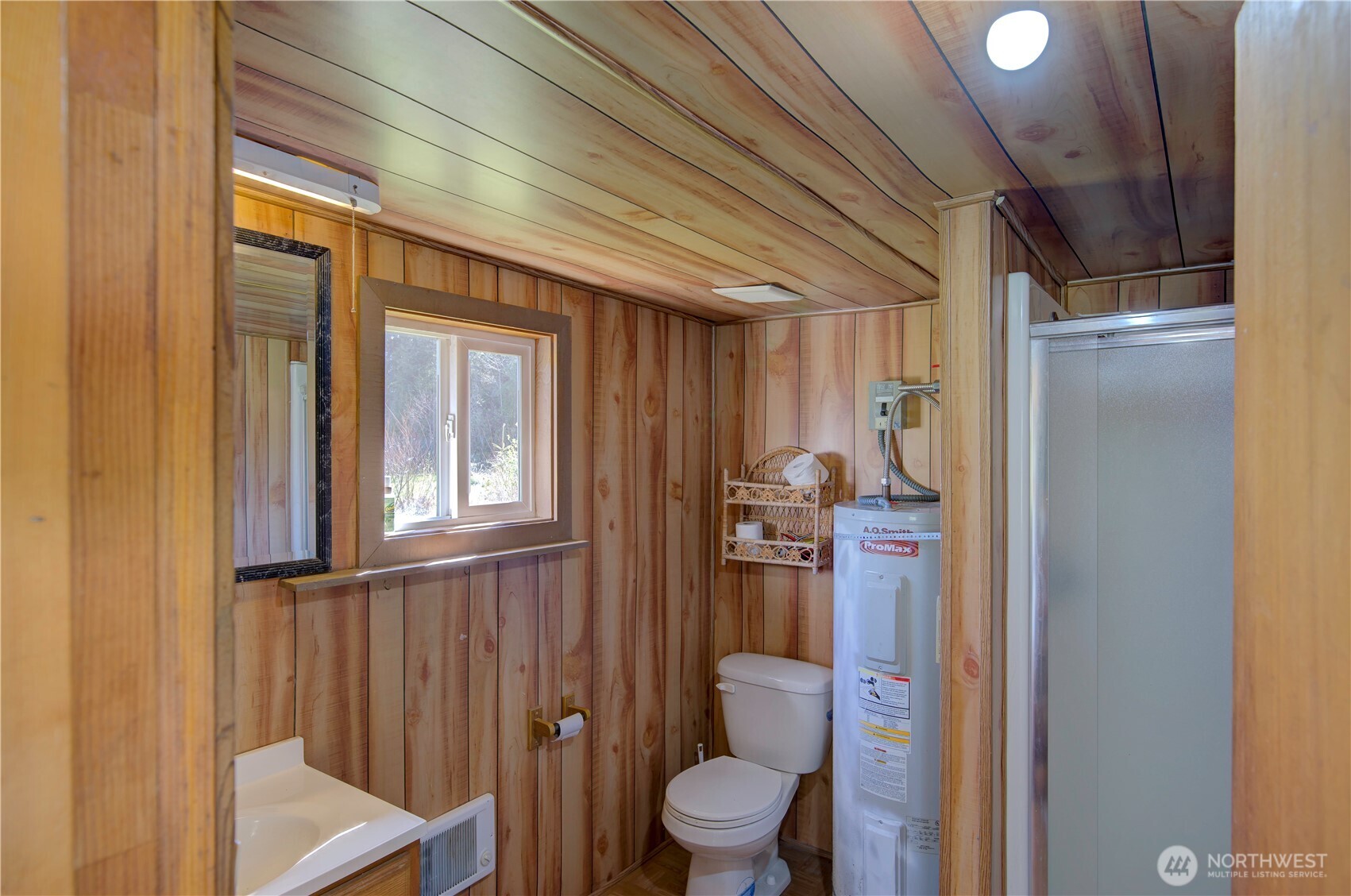 47 N Nemah Road E, South Bend, WA 98586