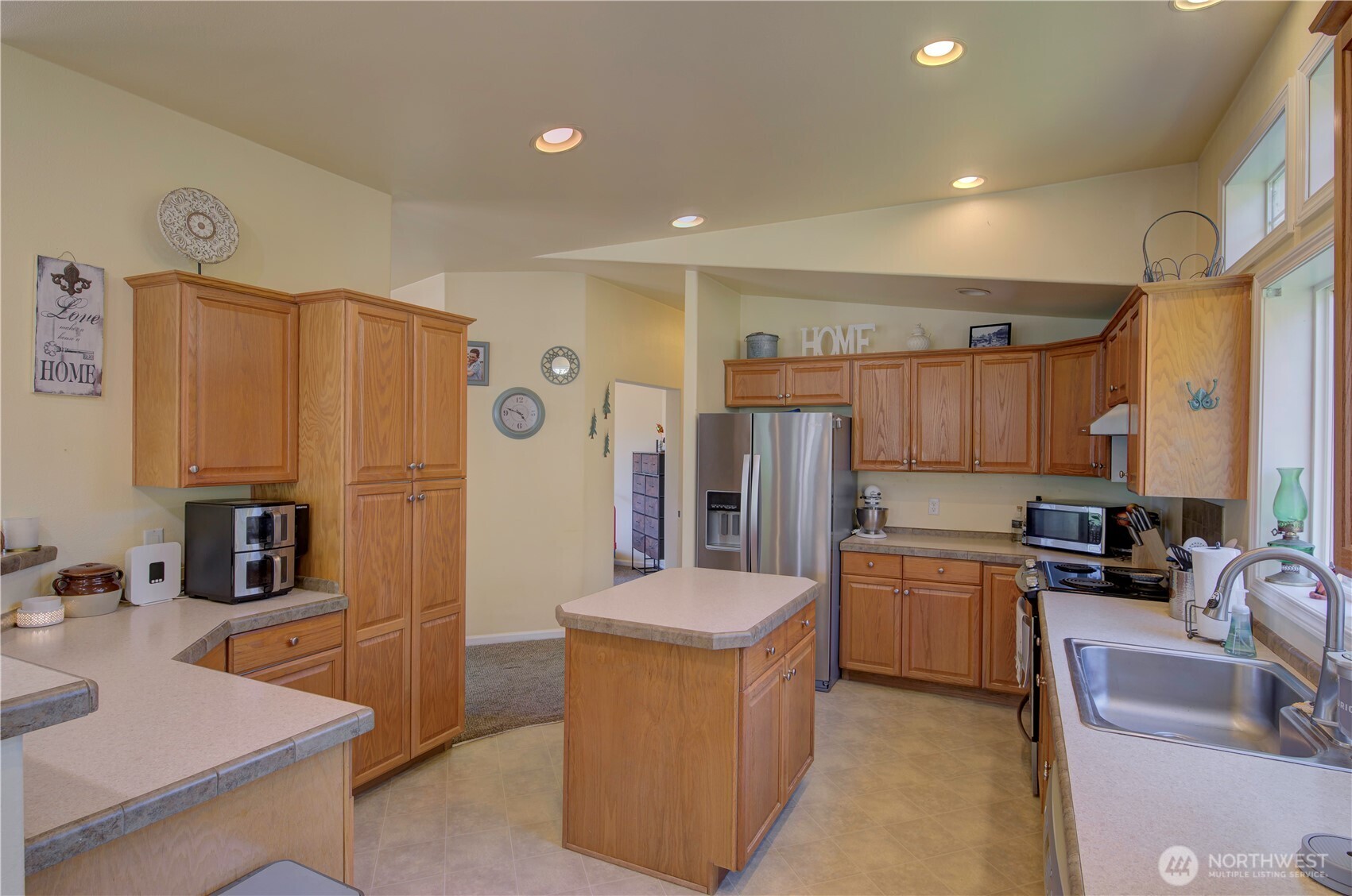 47 N Nemah Road E, South Bend, WA 98586