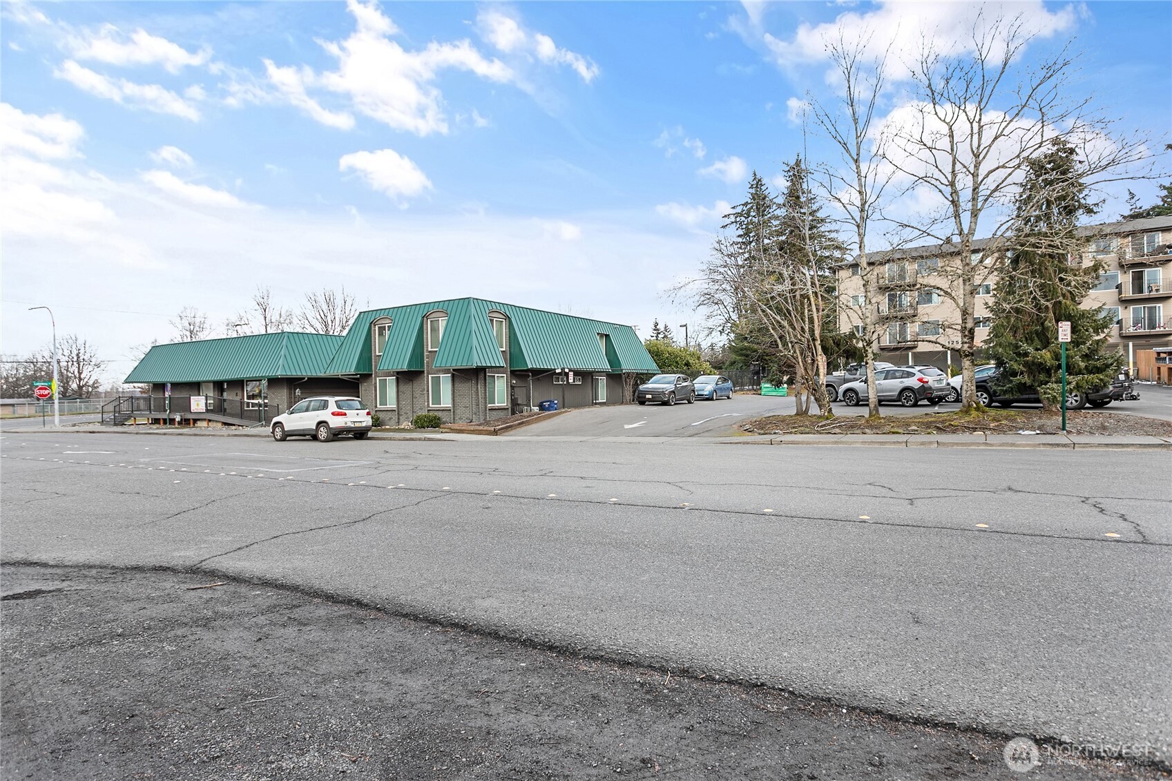 1200 Lakeway Drive , Bellingham, WA 98229