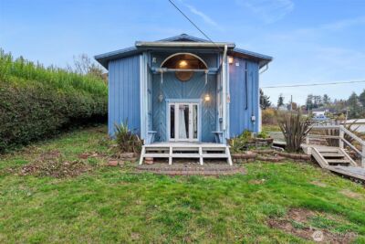 817 Wyoming Street , Raymond, WA 98577 - Photo 1