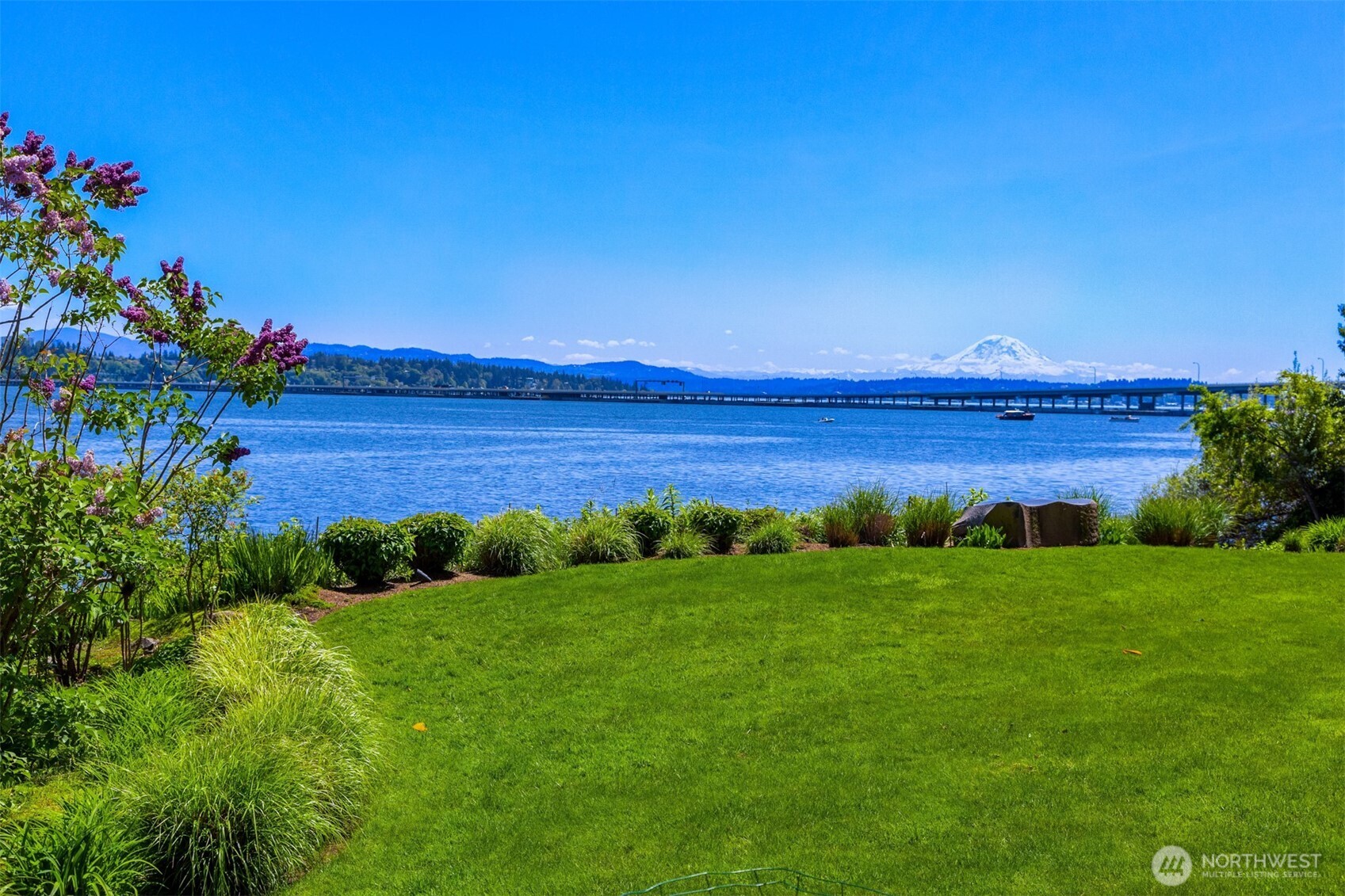 3038 E Laurelhurst Drive NE, Seattle, WA 98105