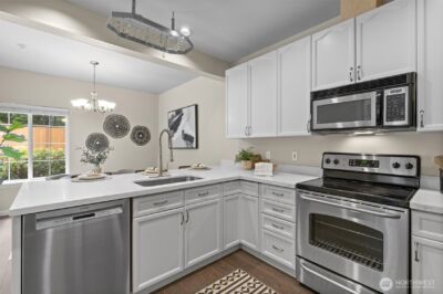 10909 Avondale Road NE #R170, Redmond, WA 98052 - Photo 14