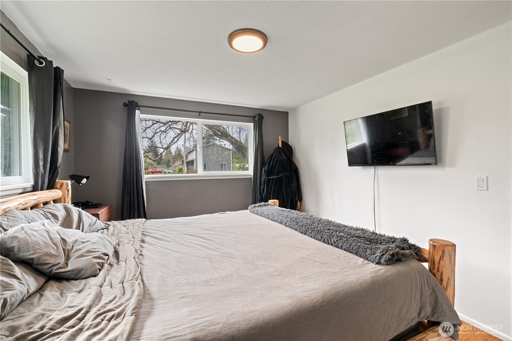 4653 Wishkah Road , Aberdeen, WA 98520