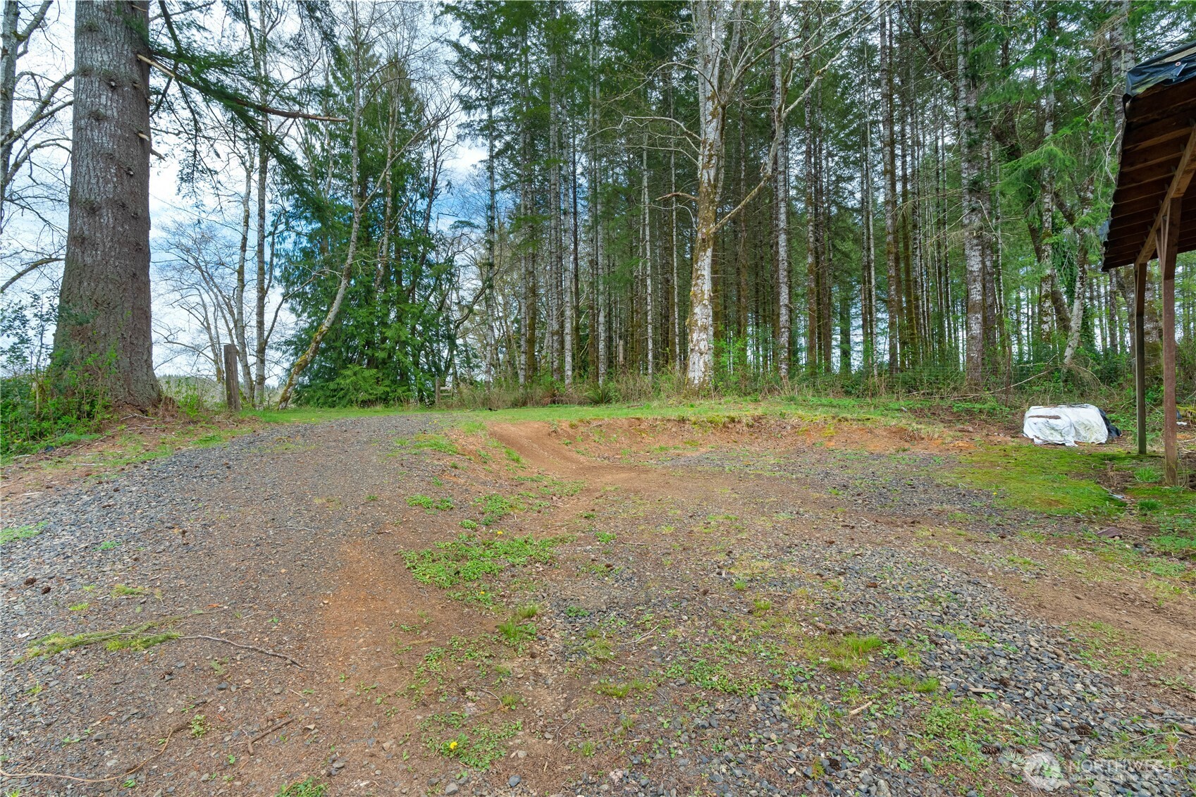 4653 Wishkah Road , Aberdeen, WA 98520