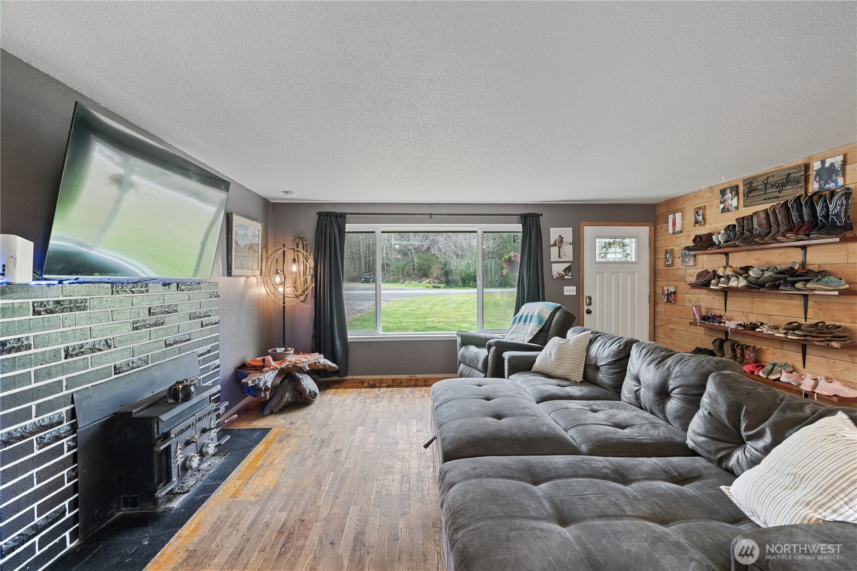 4653 Wishkah Road , Aberdeen, WA 98520