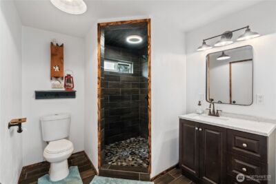 4653 Wishkah Road , Aberdeen, WA 98520 - Photo 10