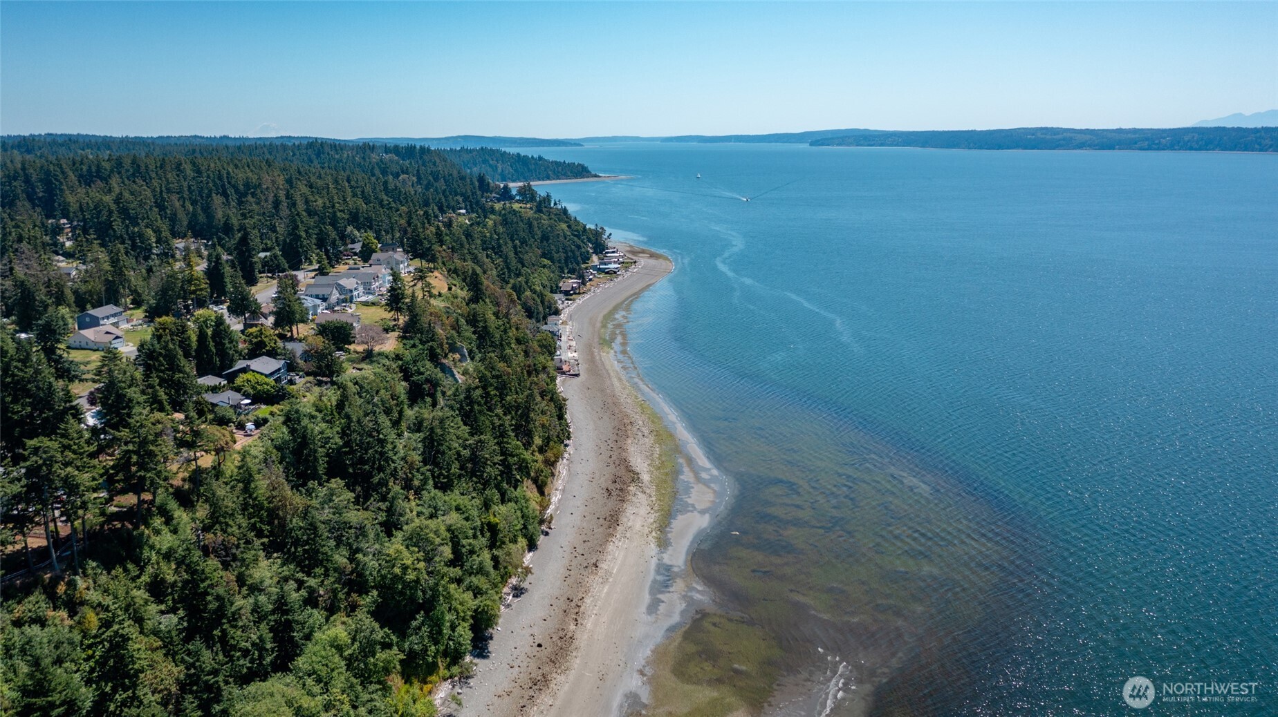 10 Edgewater Drive , Camano Island, WA 98282