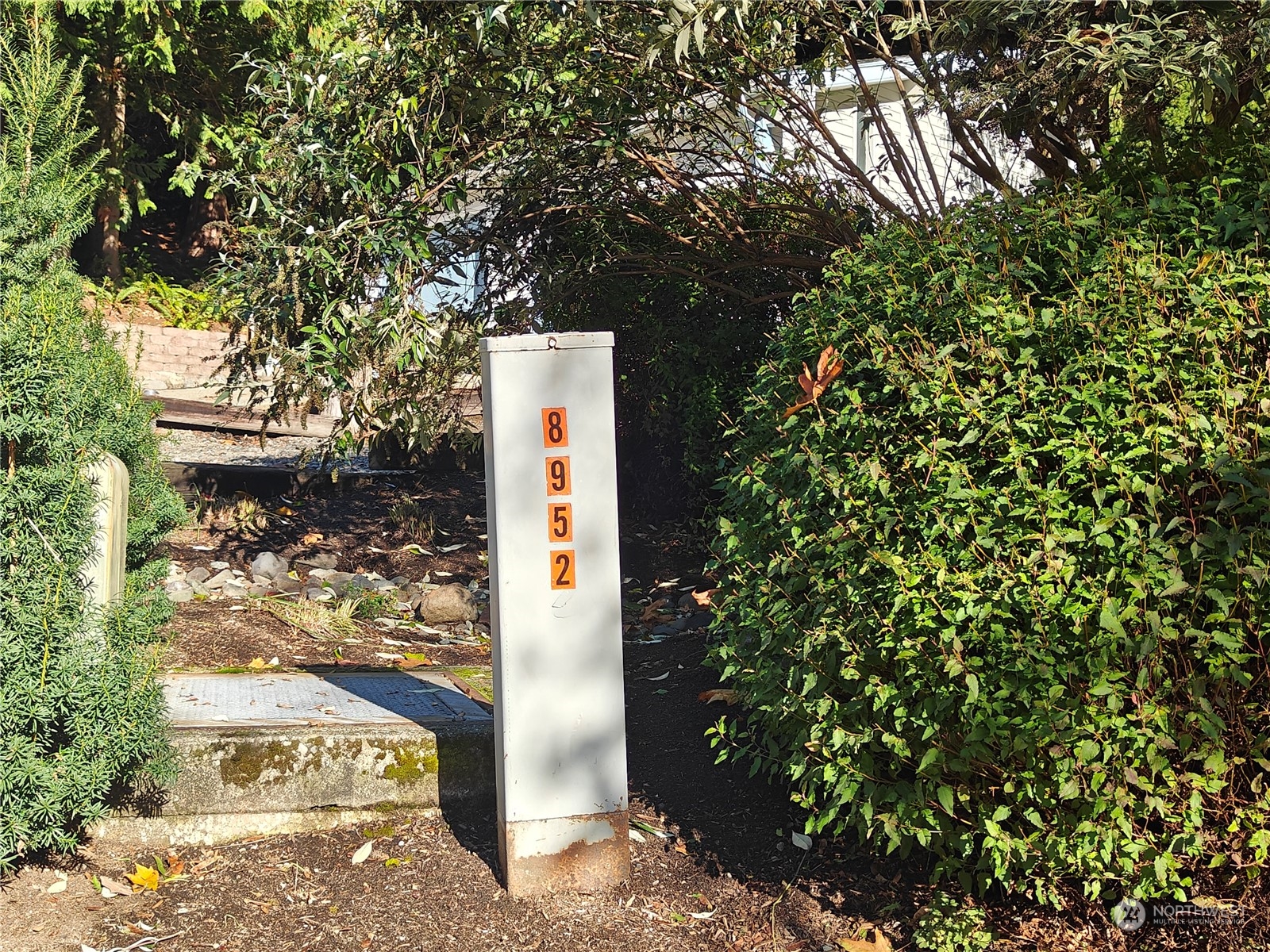 1518 207th Avenue NE, Sammamish, WA 98074