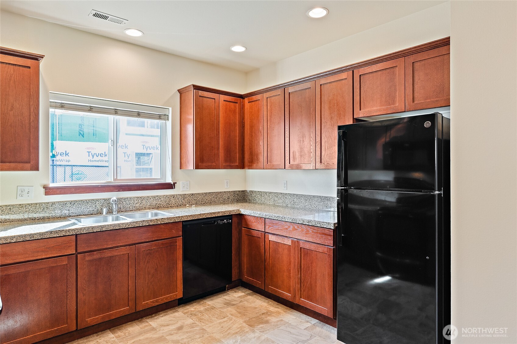 501 N 105th Street #C, Seattle, WA 98133