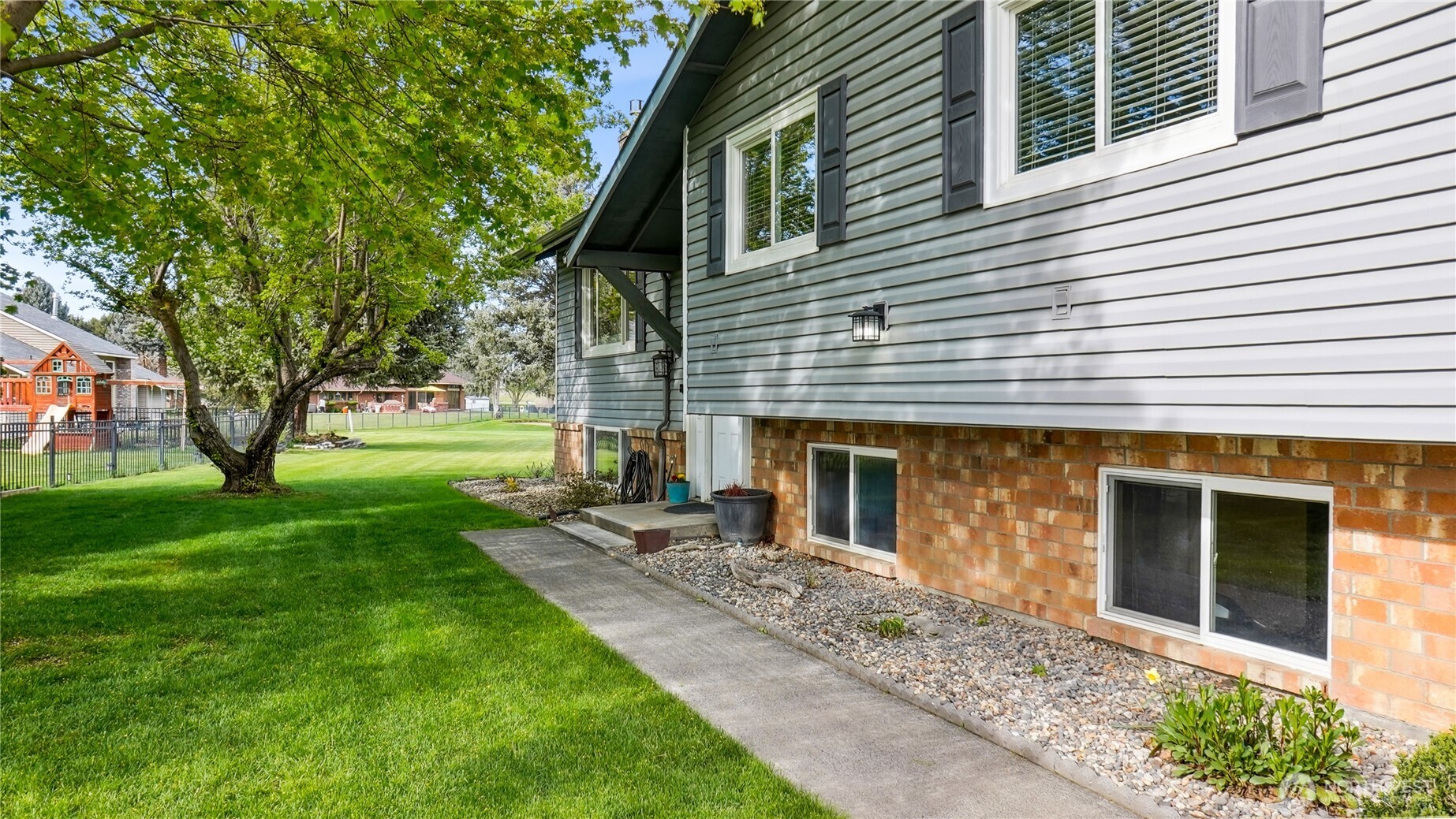 863 S Meadowlark Lane , Othello, WA 99344
