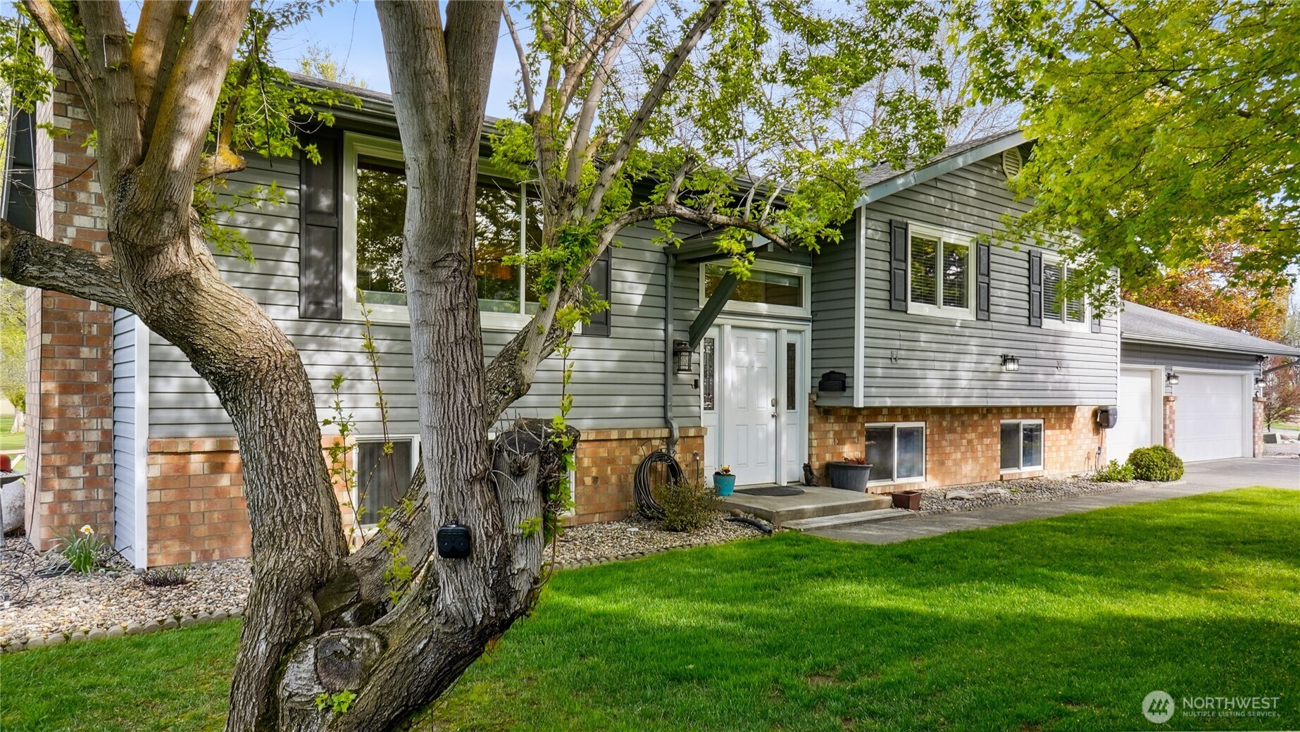 863 S Meadowlark Lane , Othello, WA 99344