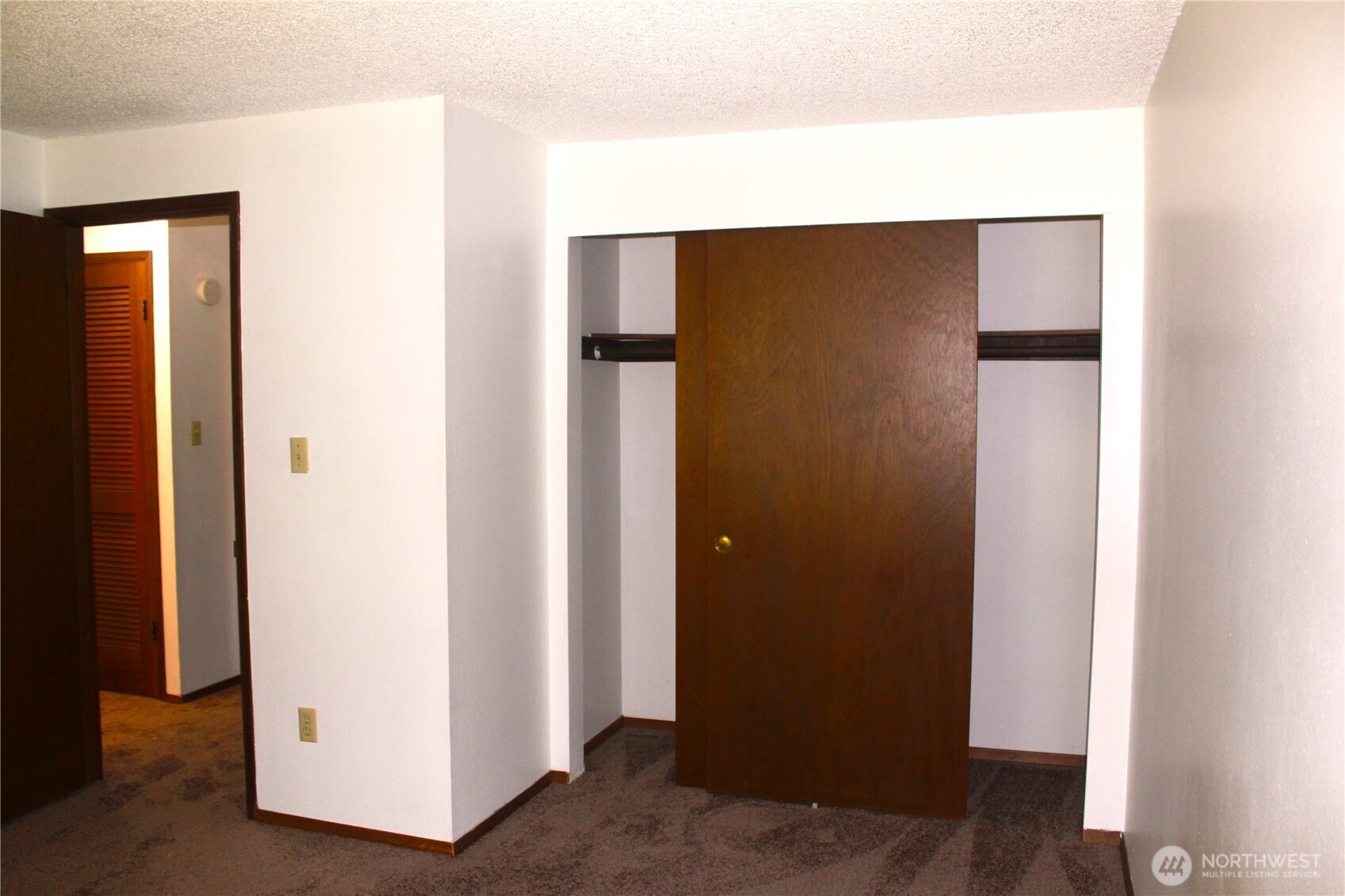 313 & 315 146th Place NE, Bellevue, WA 98007