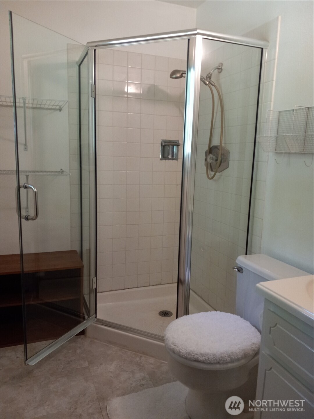 313 & 315 146th Place NE, Bellevue, WA 98007