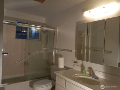 313 & 315 146th Place NE, Bellevue, WA 98007 - Photo 29