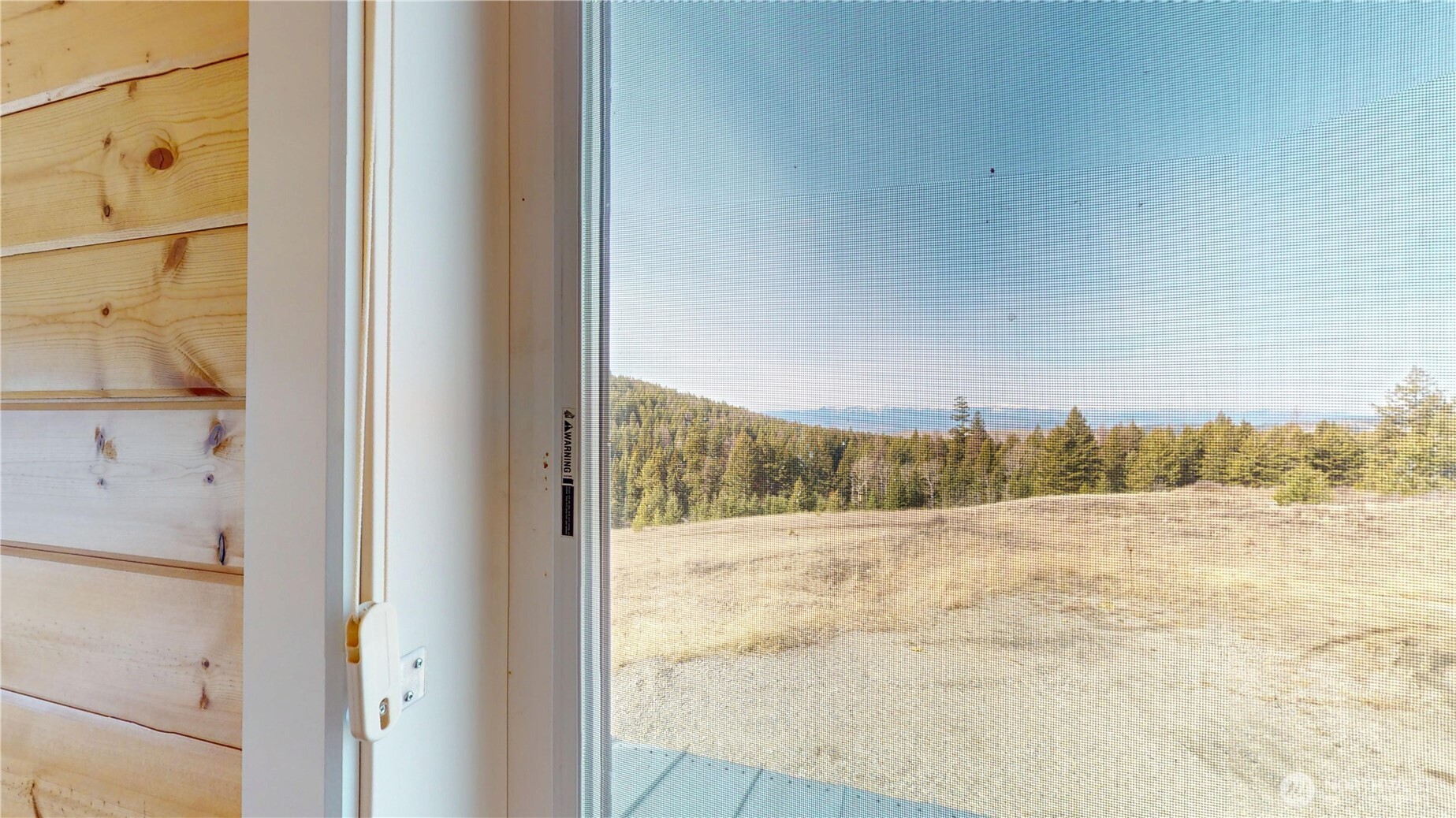 17 Teal Lake Road N, Oroville, WA 98844
