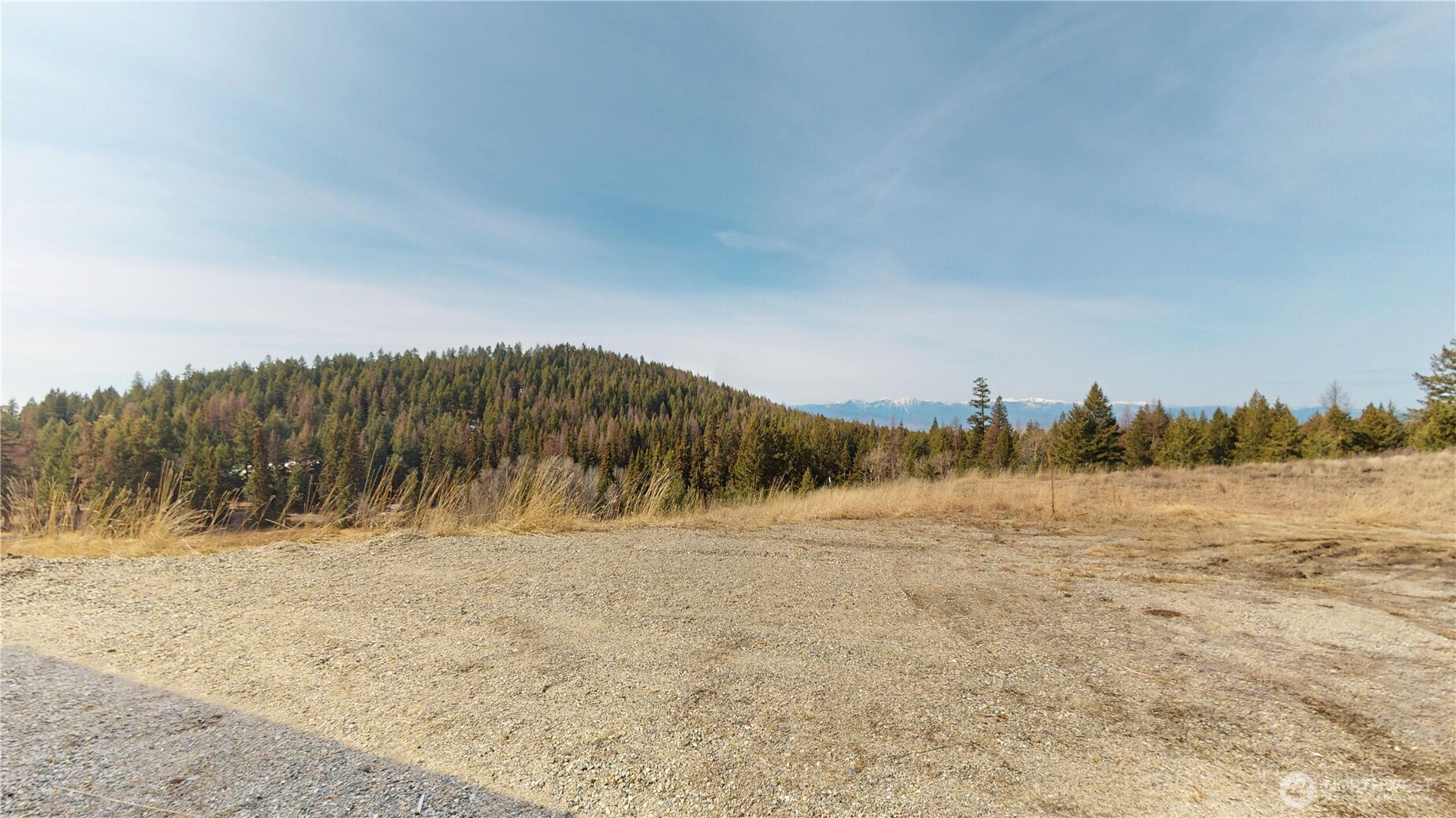 17 Teal Lake Road N, Oroville, WA 98844