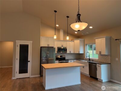 17315 Pendleton Street SW, Rochester, WA 98579 - Photo 3