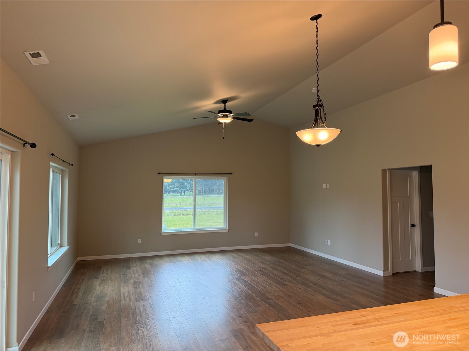 17315 Pendleton Street SW, Rochester, WA 98579
