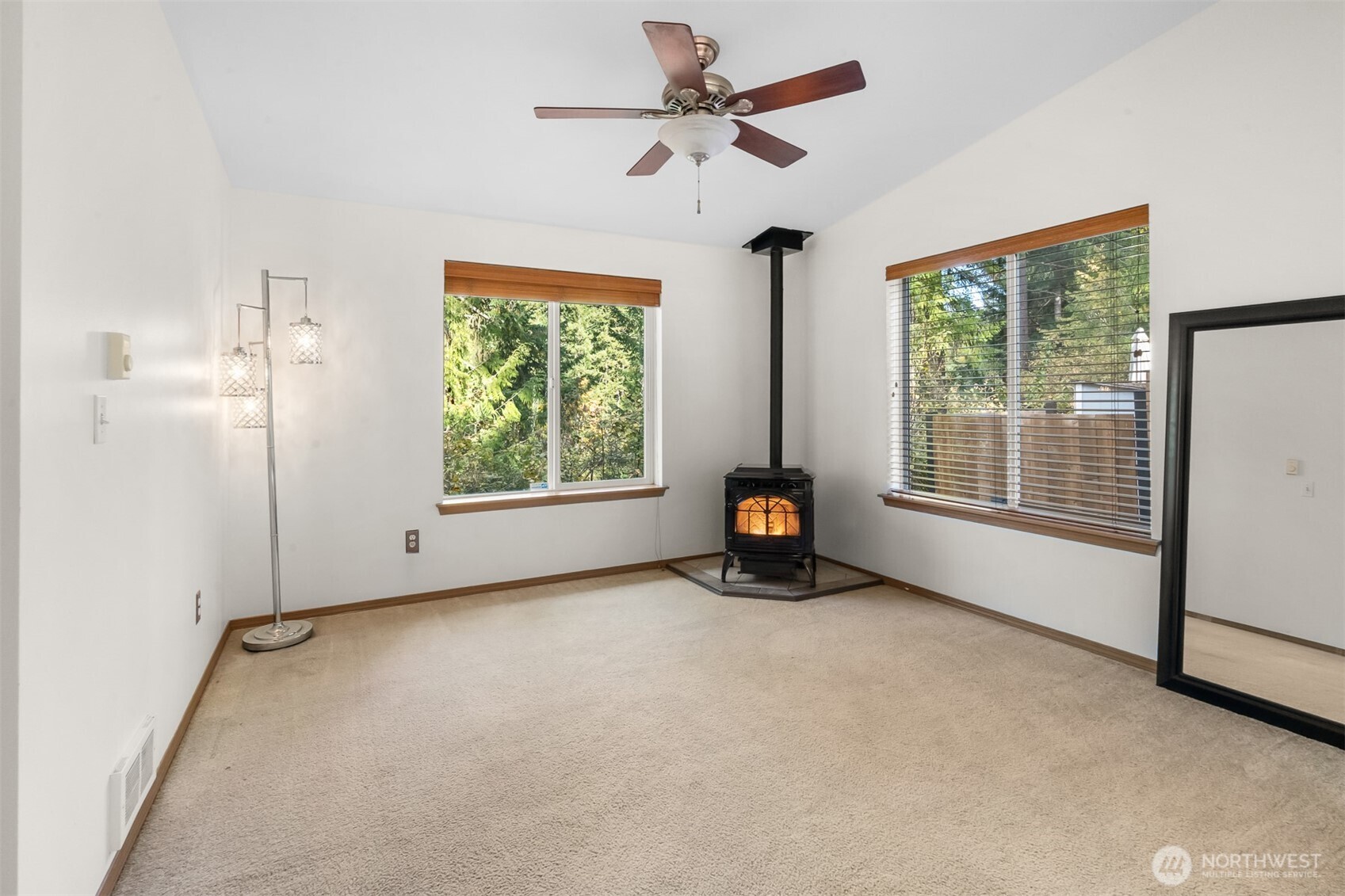 22318 Blue Lake Court SE, Yelm, WA 98597