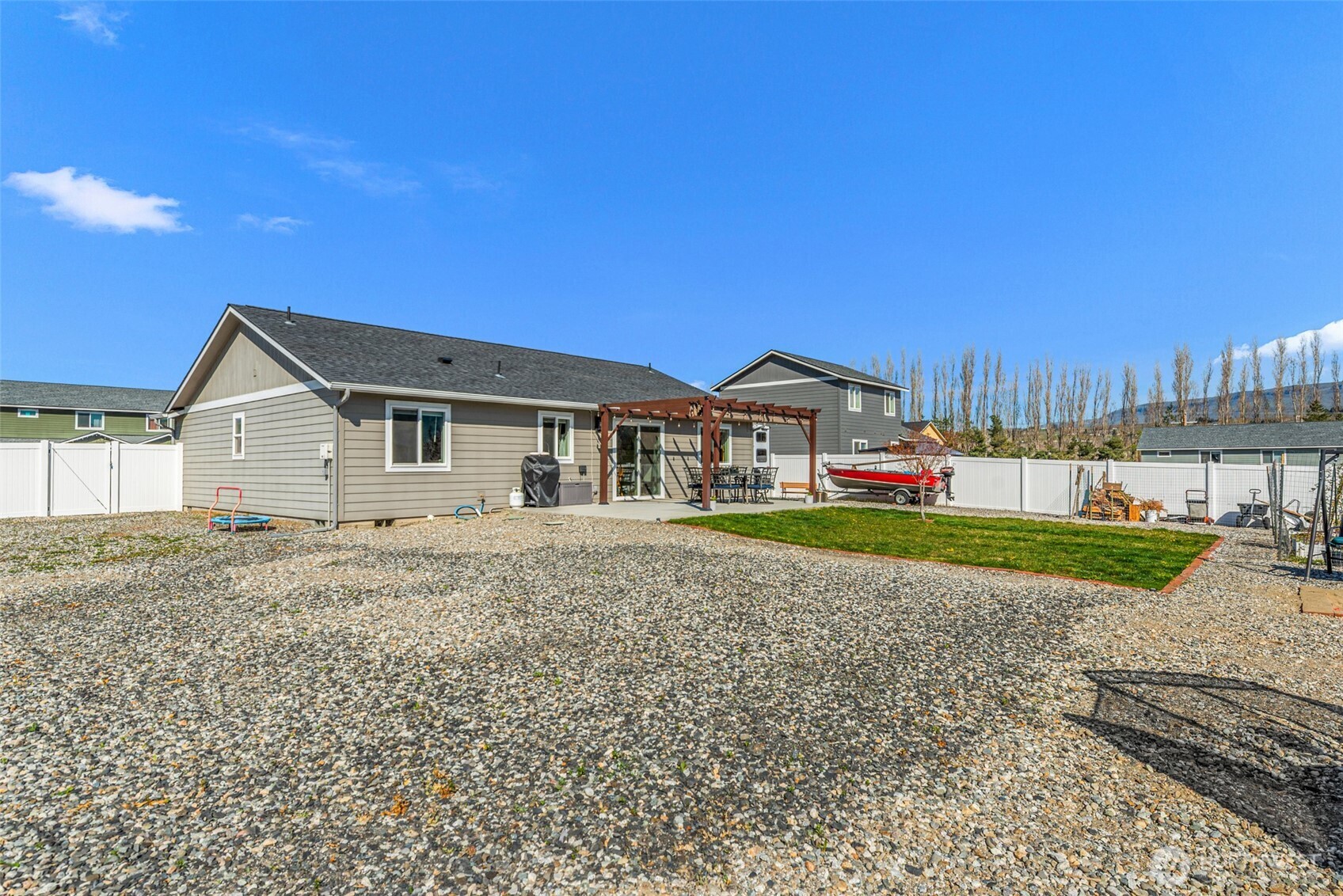 440 Margaux Loop , Malaga, WA 98828