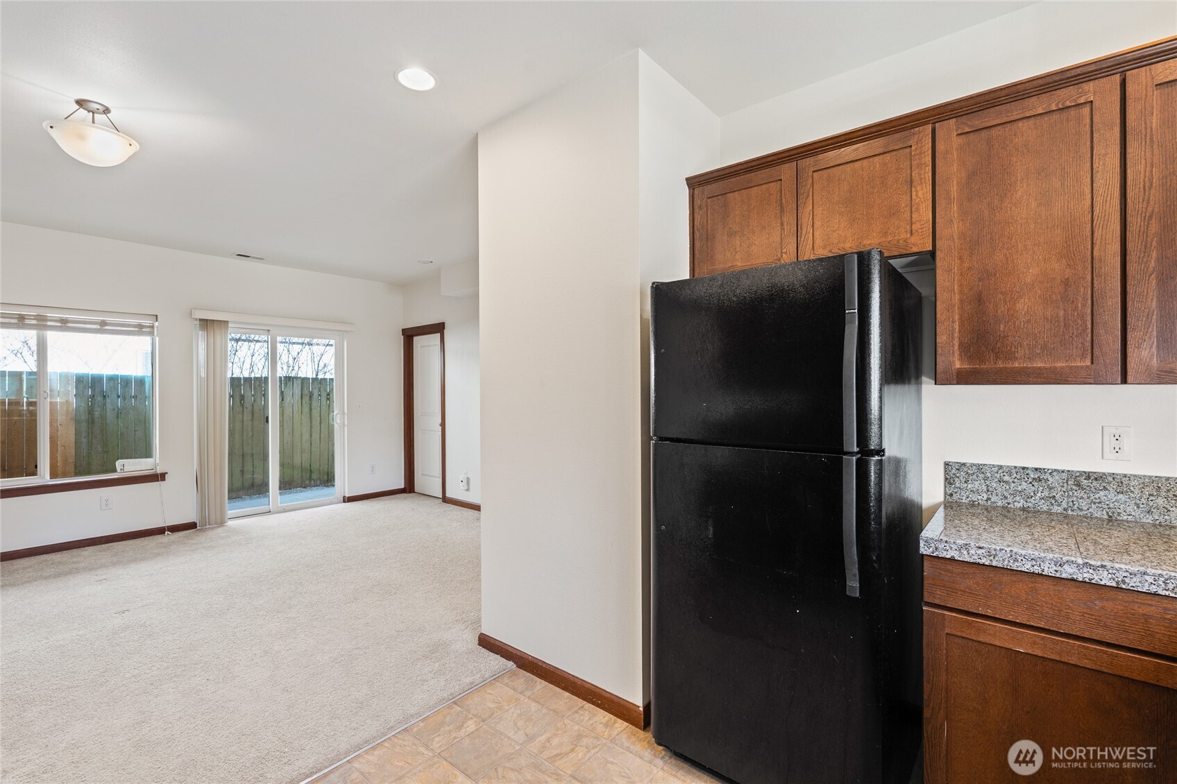 501 N 105th Street #B, Seattle, WA 98133