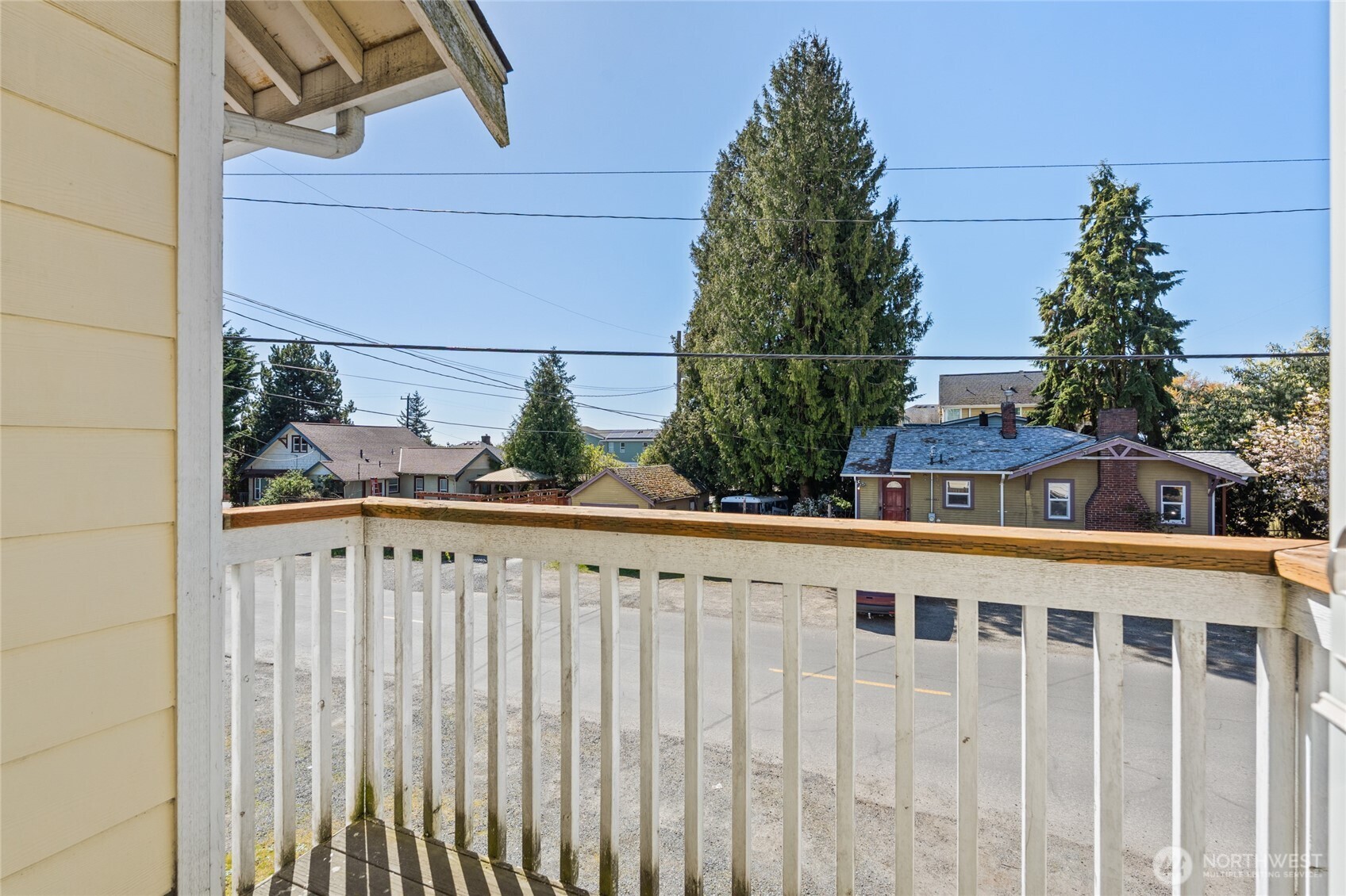 501 N 105th Street #B, Seattle, WA 98133