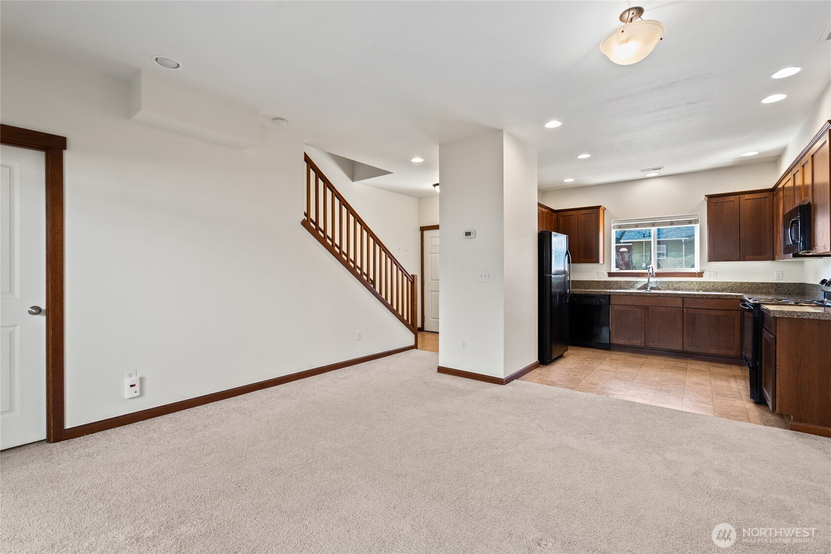 501 N 105th Street #B, Seattle, WA 98133